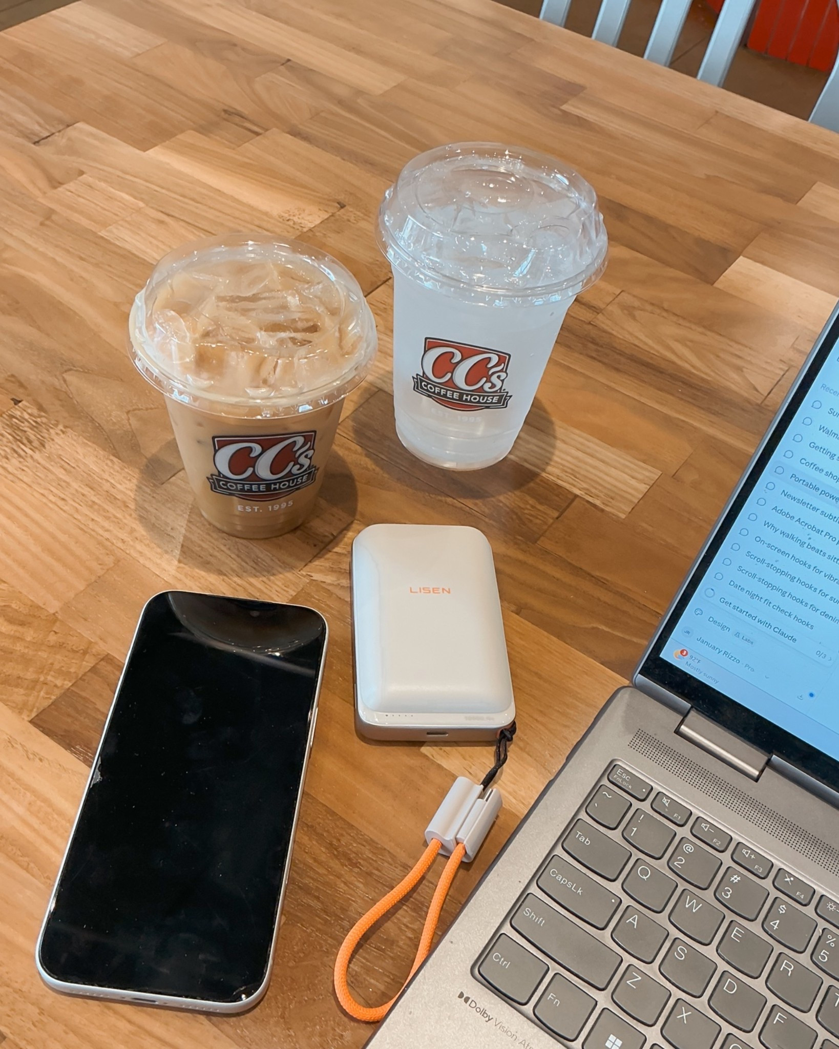 Charge me up. ☕️🔋🤳🏼

Portable power bank charger, tech gifts, iPhone charger, battery

#LTKHome #LTKTravel #LTKmomlife