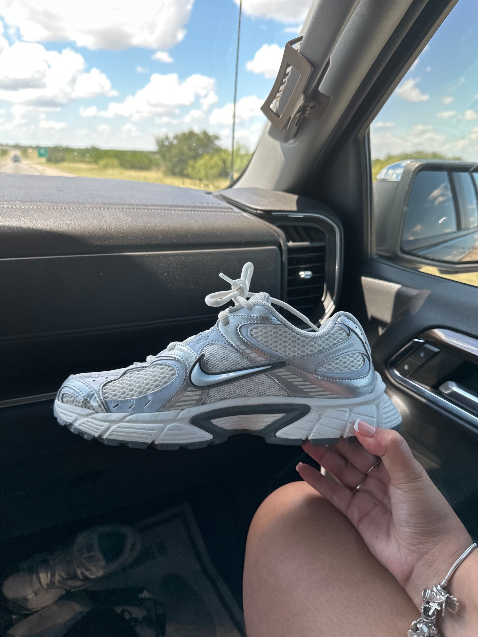 my fave shoe ever! Literally goes with everything 

#LTKShoeCrush #LTKFindsUnder100 #LTKStyleTip