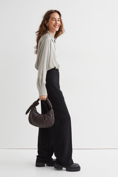 Weite Hose | H&M (DE, AT, CH, NL, FI)
