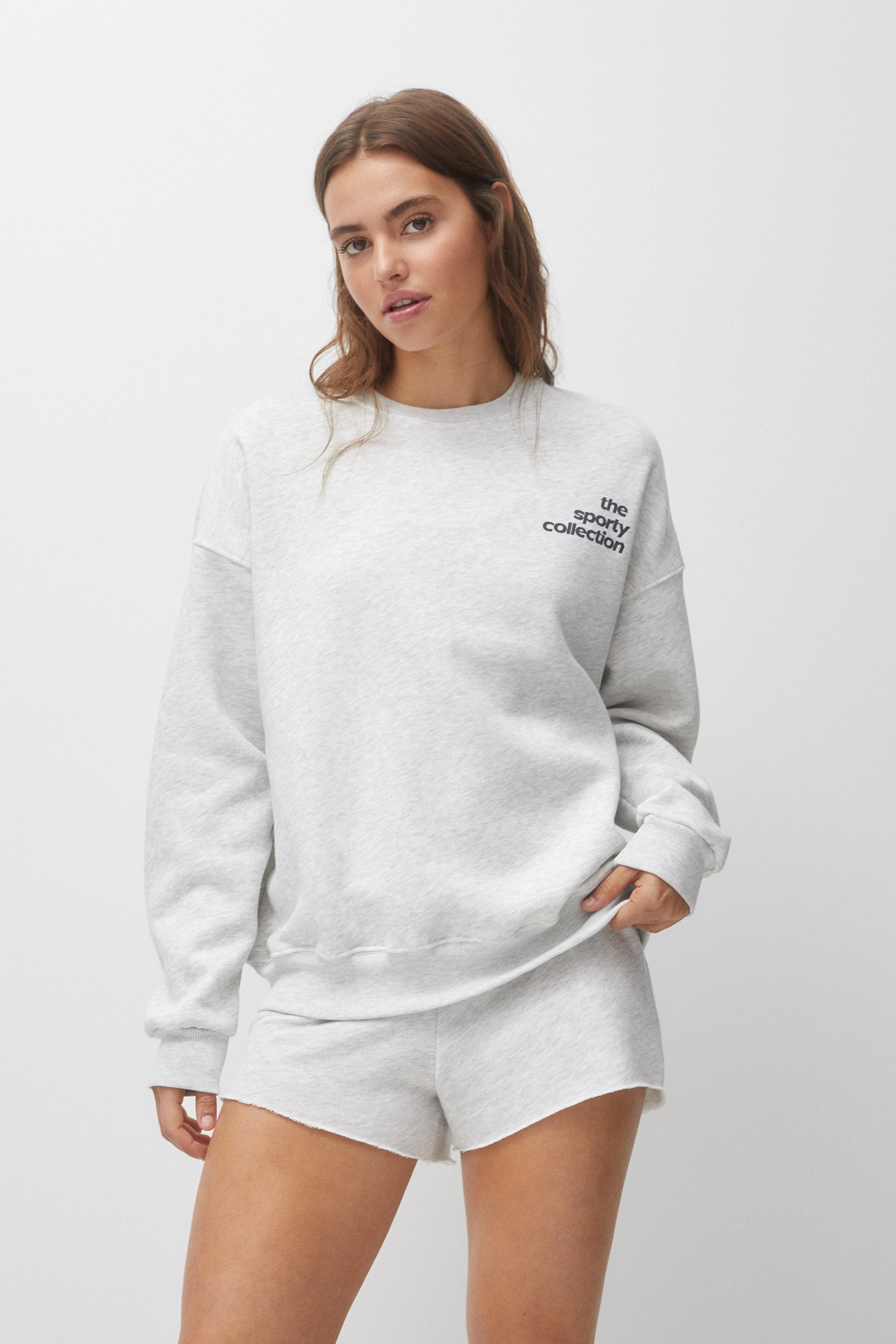 Basic sweatshirt with round neck and contrast slogan | PULL and BEAR UK