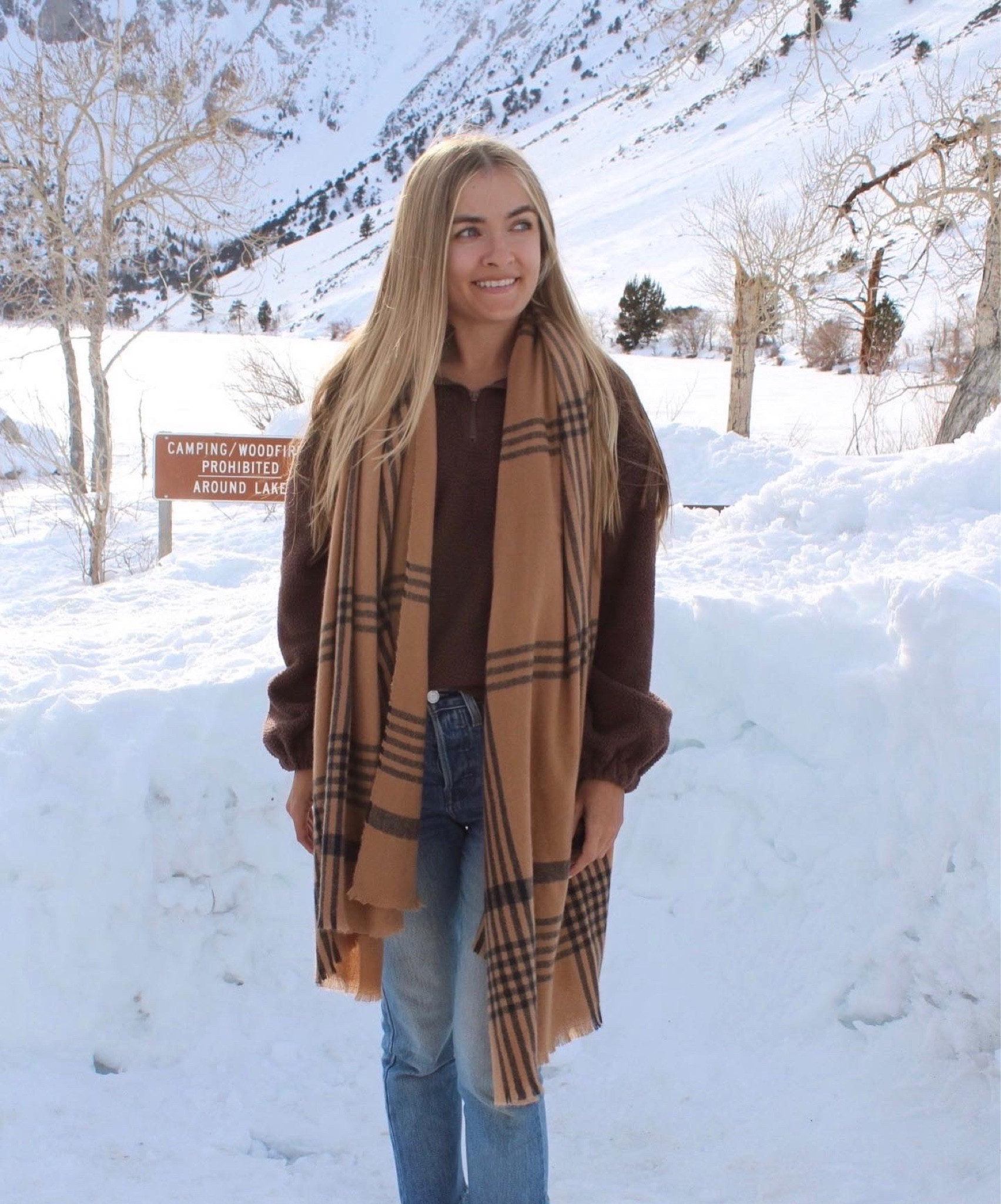 Perfect for snows weather from #petalandpup ❄️ #scarf #winterfashion #affordablefashion #musthaves

#LTKSeasonal #LTKstyletip