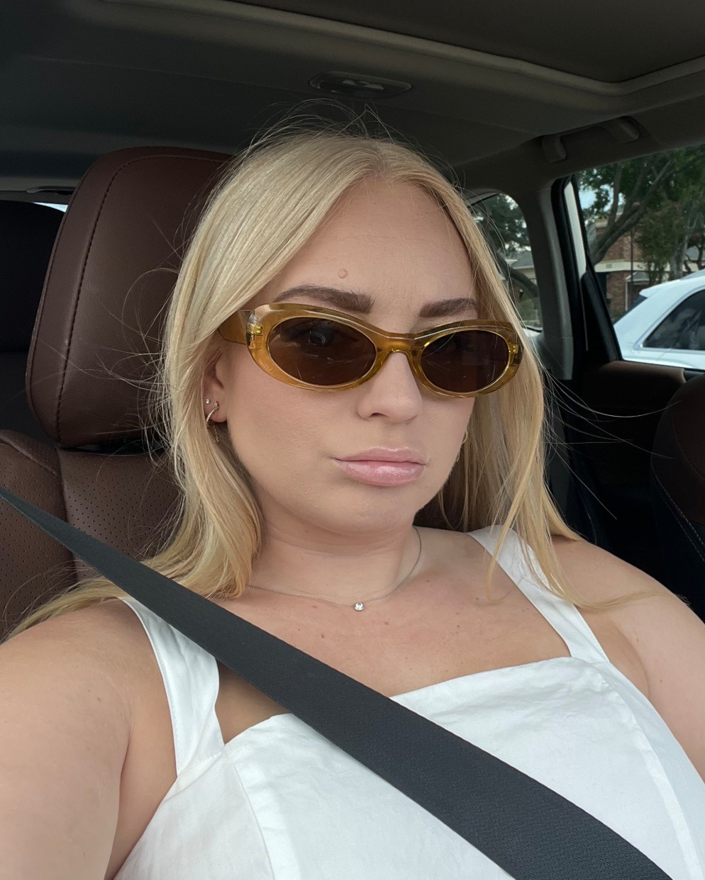 Mango yellow sunnies link🔗

Went ahead and tagged other sunglasses I have/love/am manifesting for!

#LTKSeasonal