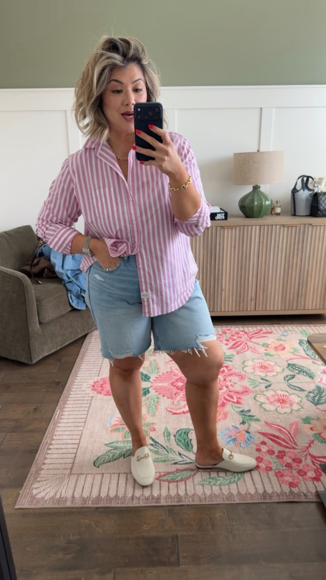 Love love love these jeans shorts! It’s 70+ degrees today so I’m breaking them out. I found them earlier this week and grabbed them. What’s funny is that I tried these on last year and hated the way my legs looked in them, but this year something changed. I love them now!
 
They are a rigid denim and they’ll slightly loosen with wear. I got them in the curvy fit in a size 32 in the lighter wash. 

I’m wearing a large in the newest @Frank & Eileen Eileen button up. 

#LTKMidsize #LTKootd #LTKOver40