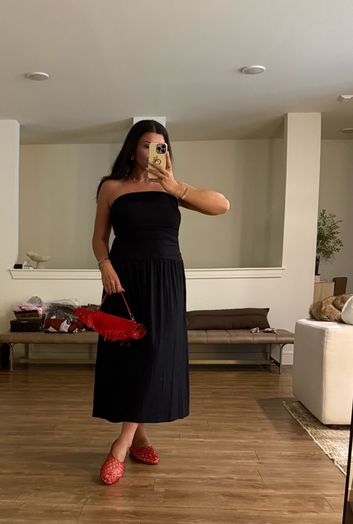 Old navy drop waist maxi dress, perfect for the summer. Wearing size M!