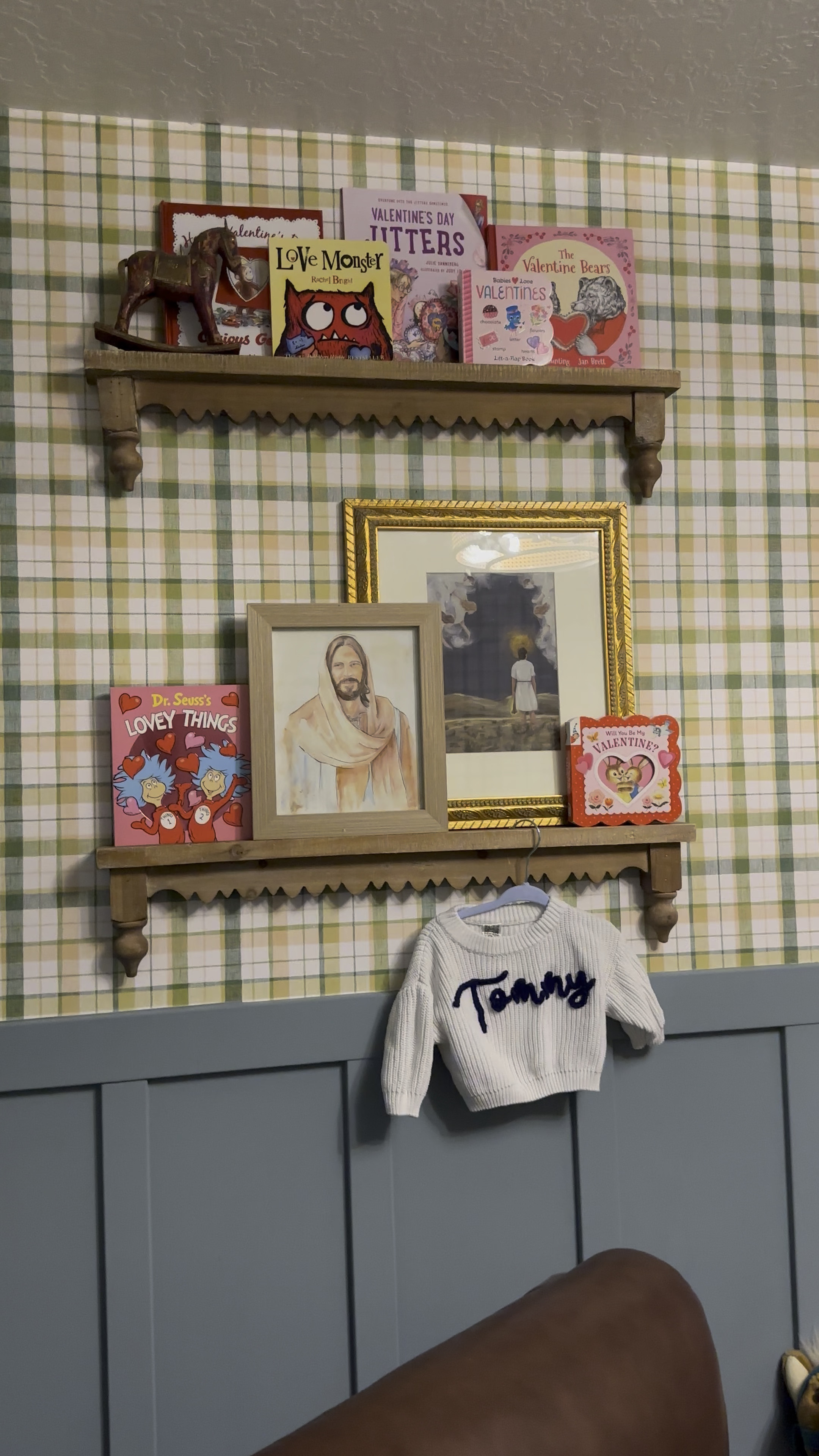 Tommy’s book shelves are officially ready for Valentine’s Day! I’ve linked all the ones we have on these shelves and others we have as well! So many cute books. I love bringing out books seasonally. Keeps my baby interested and keeps the books feeling fresh, fun, and new 

#LTKFindsUnder50 #LTKHoliday #LTKSeasonal