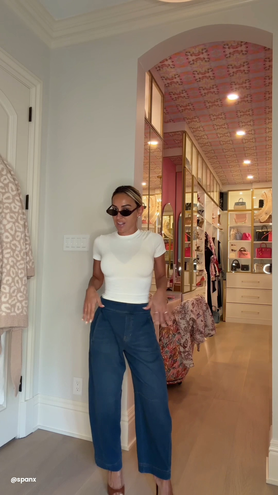 @Spanx use my code AIVANELLIXSPANX for 15% off your first order! 💞 #spanxpartner