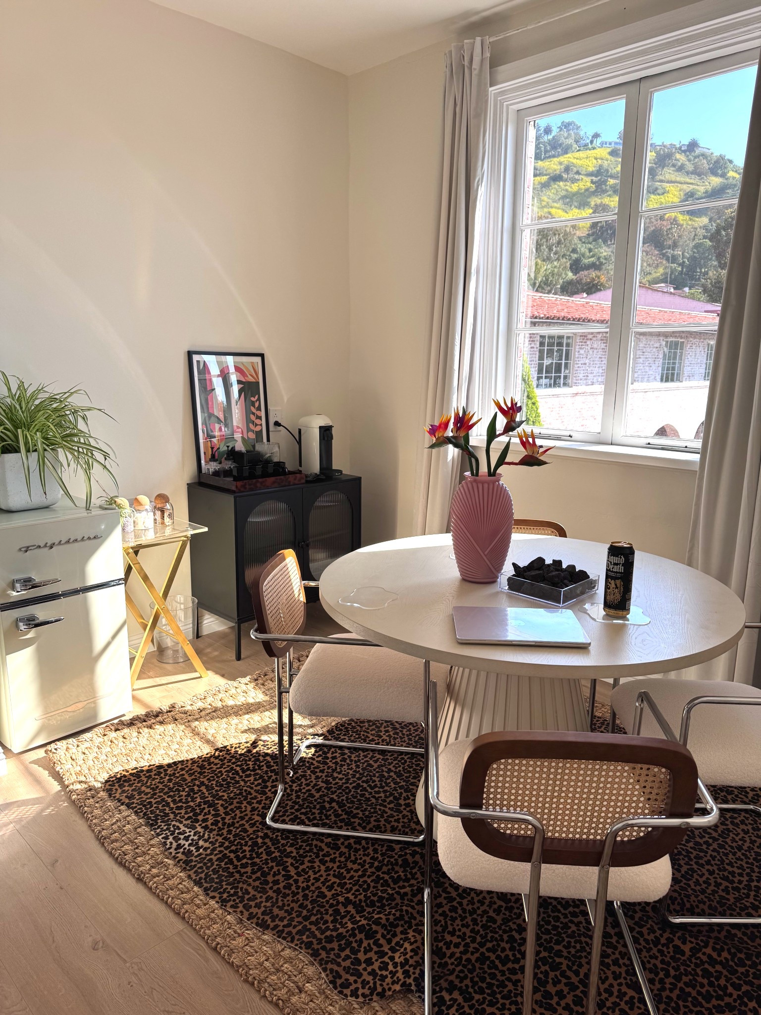 our office got a new look  👀 🐆 

#LTKSeasonal #LTKHome #LTKFindsUnder50