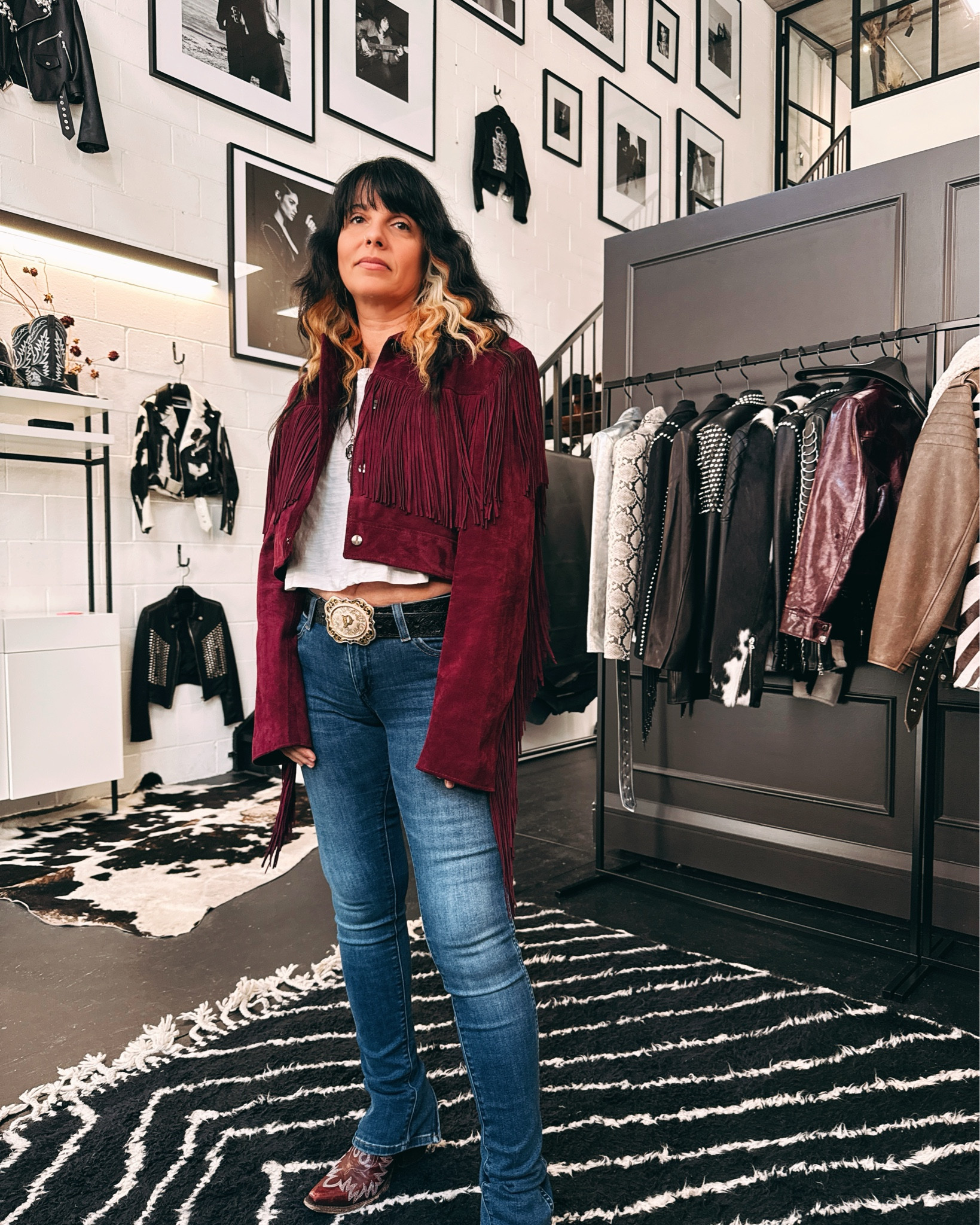 The Petite Fredrick jacket by @bythenamesake got the custom treatment—burgundy suede, all the fringe, and all the edge 🍷🔥
It’s cropped, bold, and anything but basic. Pair it with @wrangler skinnies and boots, and you’ve got a look that’s equal parts wild and wearable.
Start with plain Jane and make it all you—because here, anything goes 🖤

#CustomCool #FringeAndSuede #WranglerWoman #BoldNotBasic #MakeItYours

#LTKcanada #LTKover50style #LTKfestival