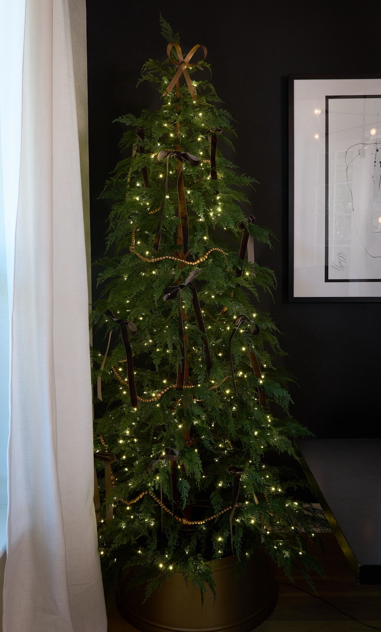 Simple & Elegant 🌲

My Texas House
Christmas treee

#LTKHoliday #LTKHome #LTKSeasonal