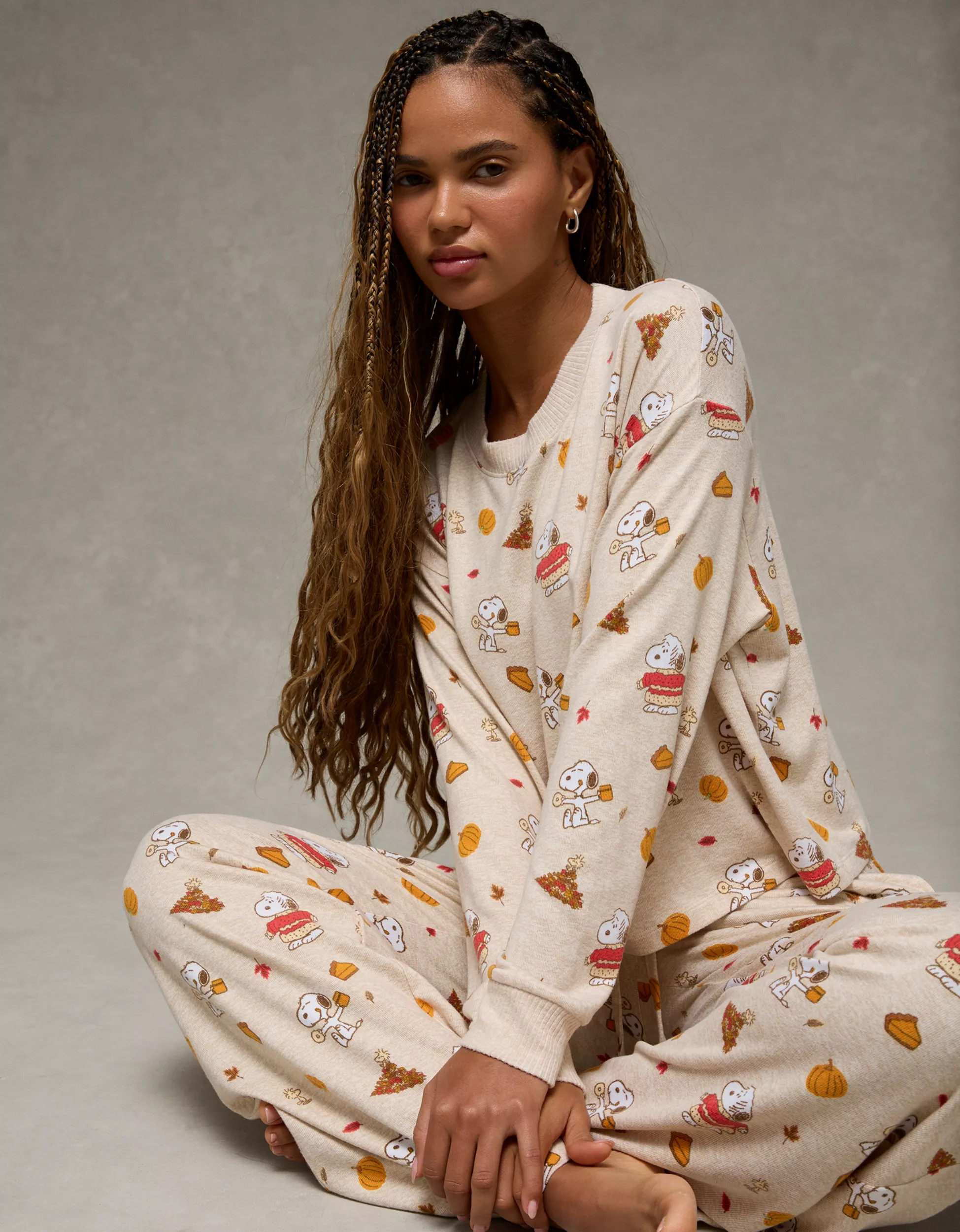 AE Luxe Plush Snoopy Fall Long-Sleeve & Pant PJ Set | American Eagle Outfitters (US & CA)