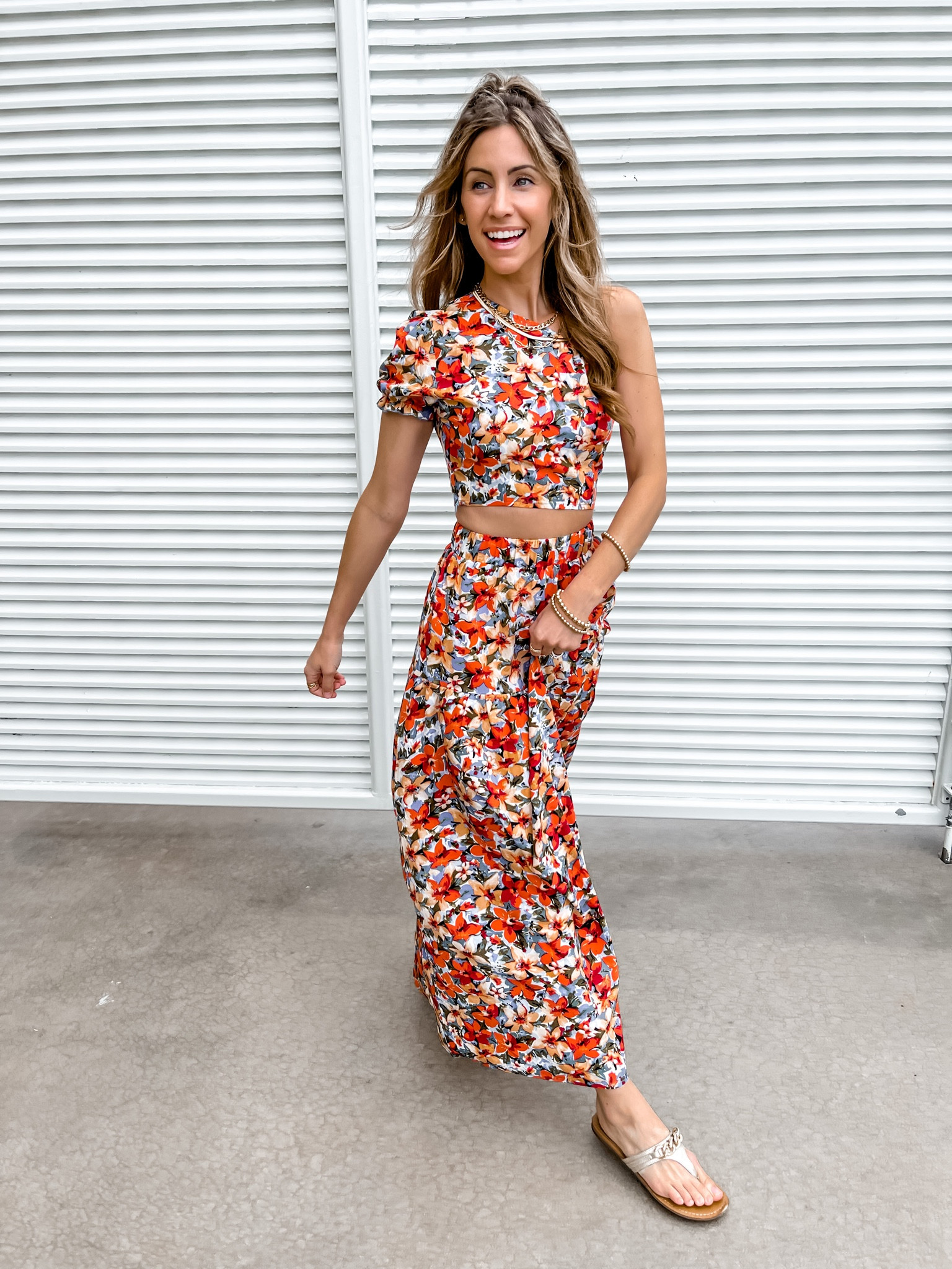 Summer floral two piece set

www.livingbarelyblonde.com

#twopieceset #summeroutfit #maxiskirt #croptop #stylewithjen #kristahor #treasures #summerofdi #barelyblonde #jenniferxerin

#LTKunder50 #LTKFind #LTKunder100