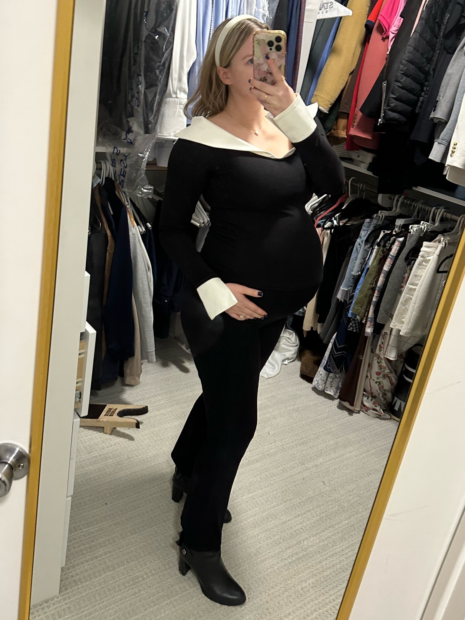 9 months pregnant 

#LTKBump #LTKSeasonal #LTKStyleTip