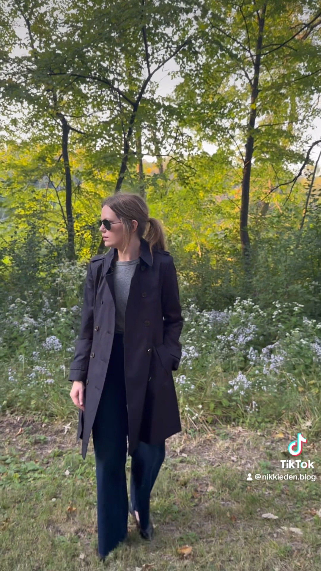 It’s trench coat season 🧥

A fall + winter closet staple. 

#trench #trenchcoat #trenchcoats #navyblue #fallfashion #fallstyle #fallstyleinspo #ootd #classicstyle #simplestyle 

#LTKU #LTKStyleTip