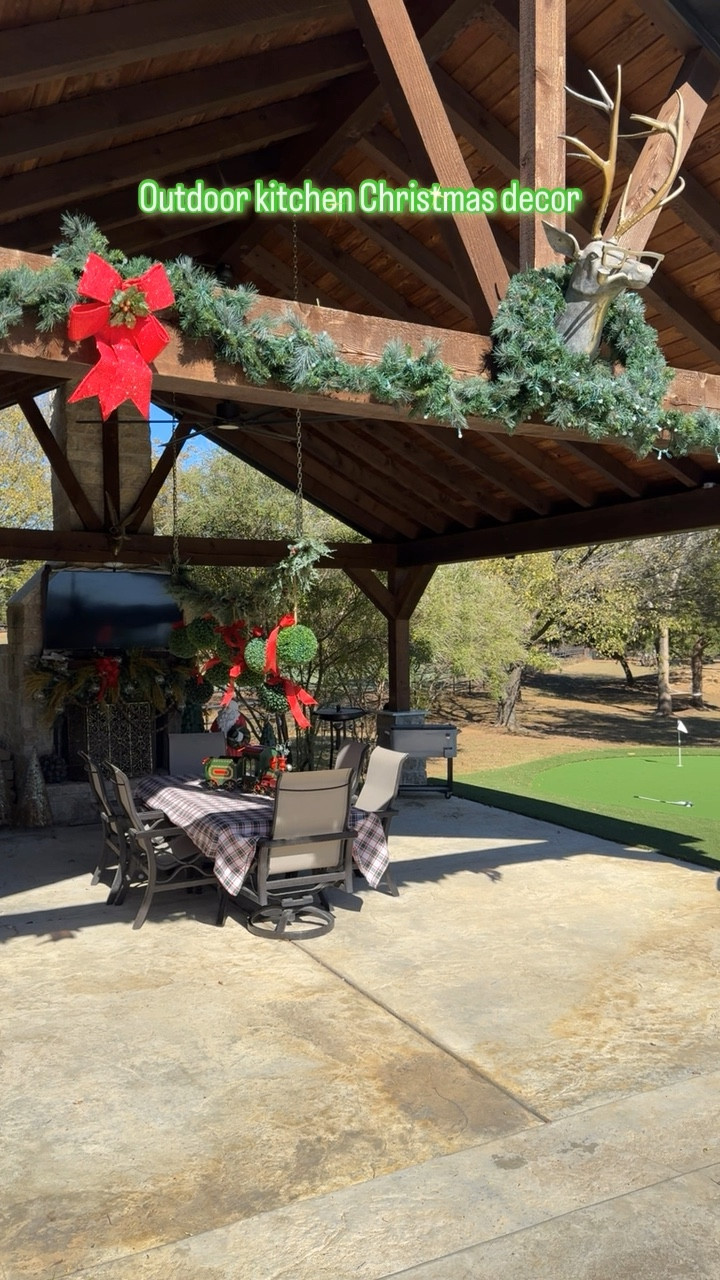 Must Have outdoor Christmas decor!

#LTKSeasonal #LTKHome #LTKHoliday