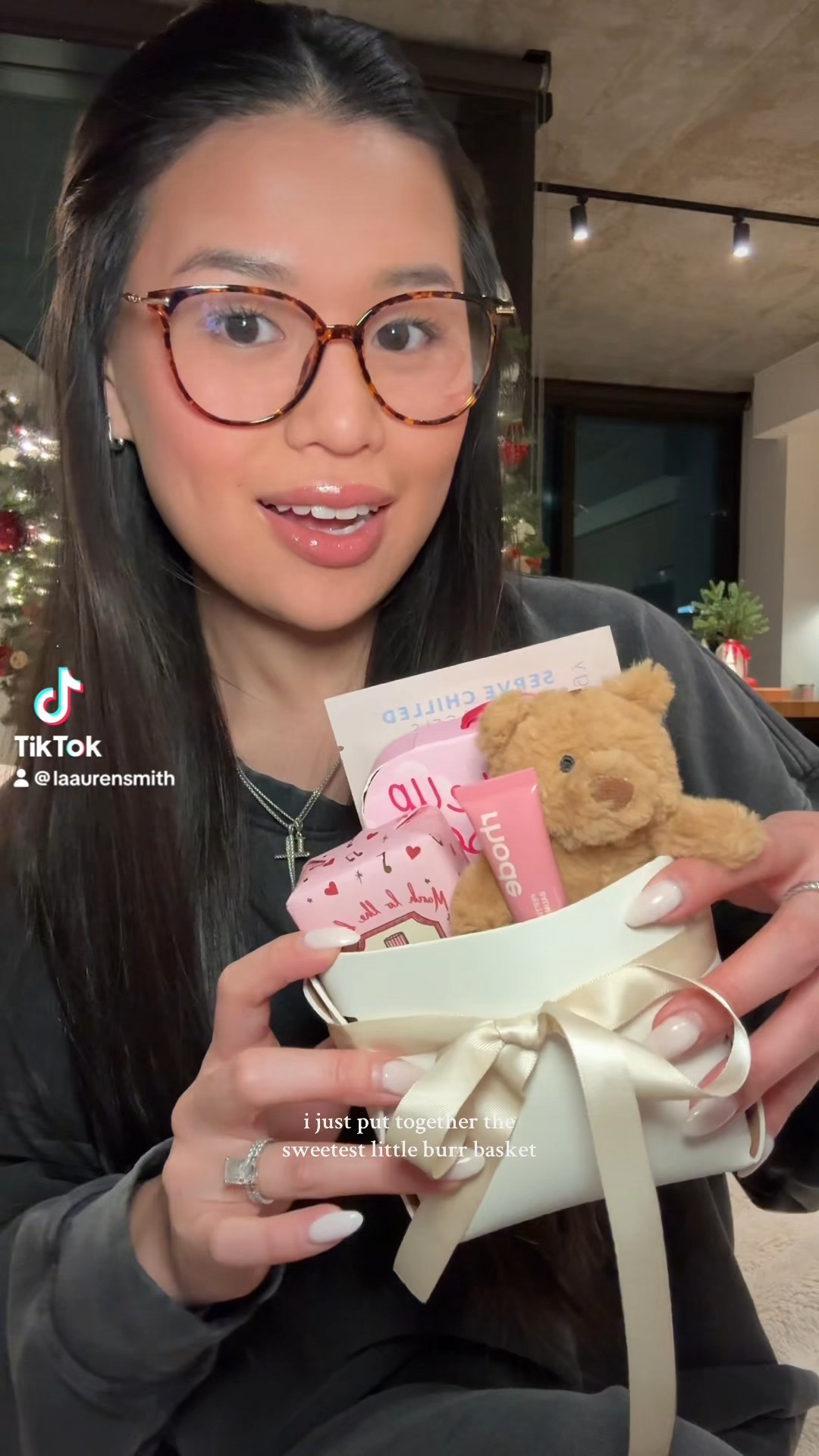The cutest and girliest mini burr basket! 🎀

#LTKHoliday #LTKGiftGuide #LTKSeasonal