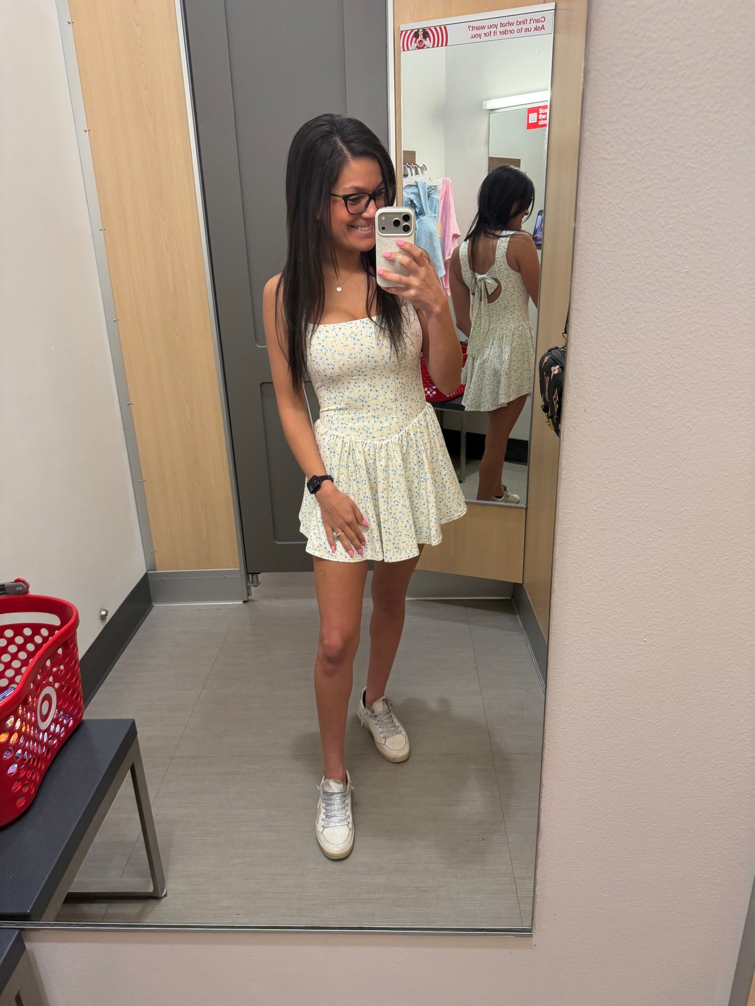 This is the cutest athletic dress from Target, it also comes in little girls sizes too, the perfect matching mommy and me dresses!

#target #matching #athleticdress

#LTKmomlife #LTKPetite #LTKActive