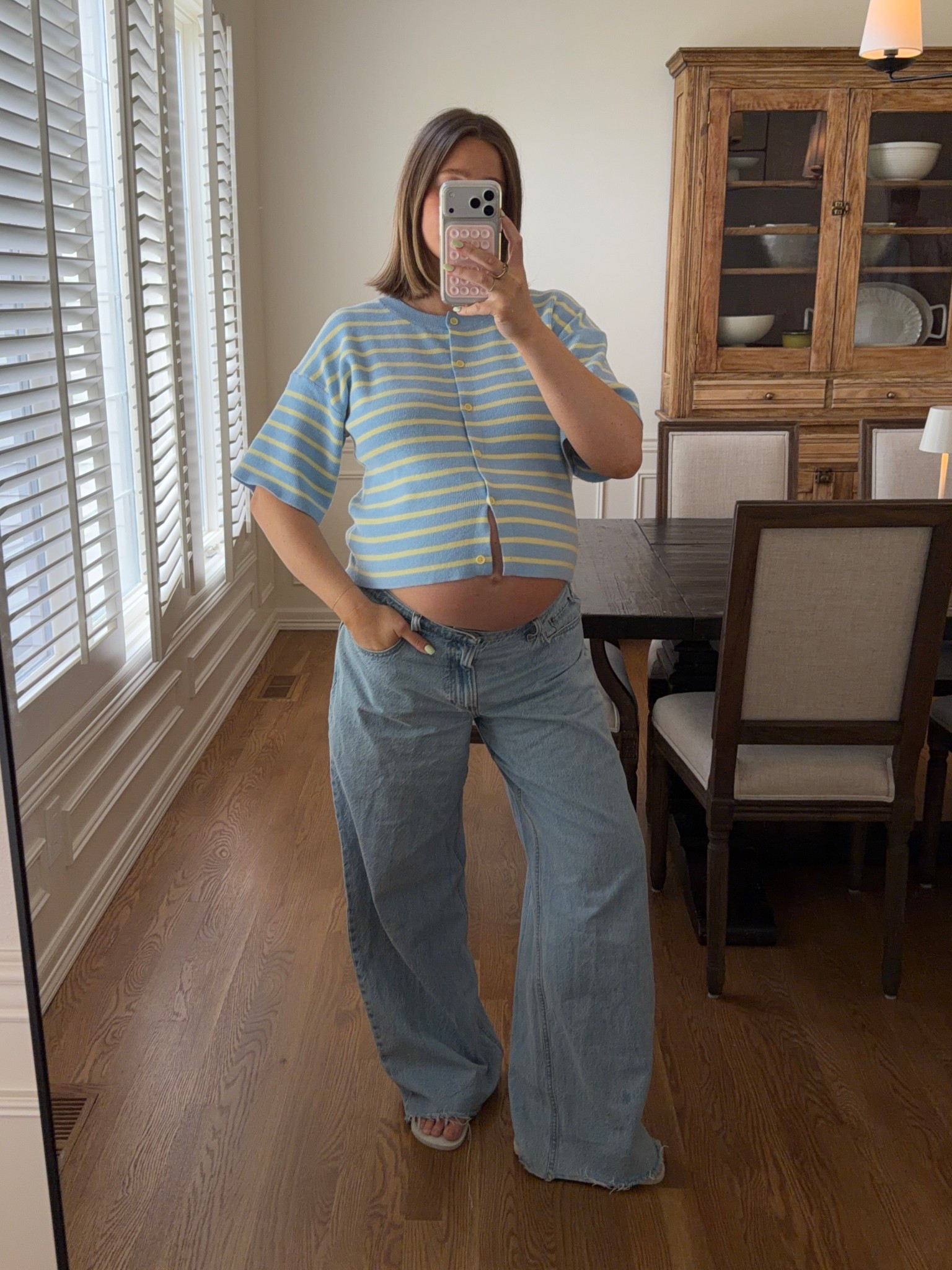 Top is Amazon size medium, it also comes with the matching skirt for $35 I think it runs a little big. The skirt is longer also it would have to go over the bump. The top is adorable tho love the colors! Jeans I went up one size for pregnancy. If you’re not pregnancy size down one! They run loose and oversized. Flip flops true to size 

#bresheppard #abercrombie #pregnancystyle #bumpstyle #stripes #amazonstyle #havianna