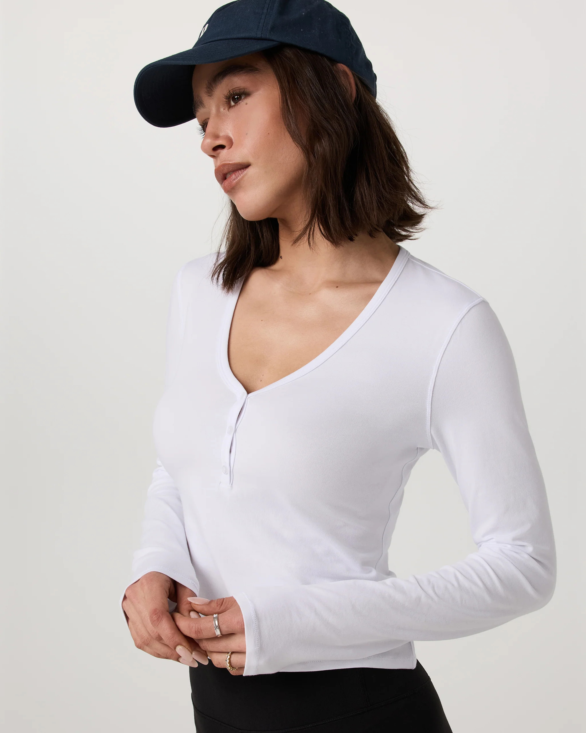 Long Sleeve Tuvalu Henley | Vuori Clothing (US & Canada)