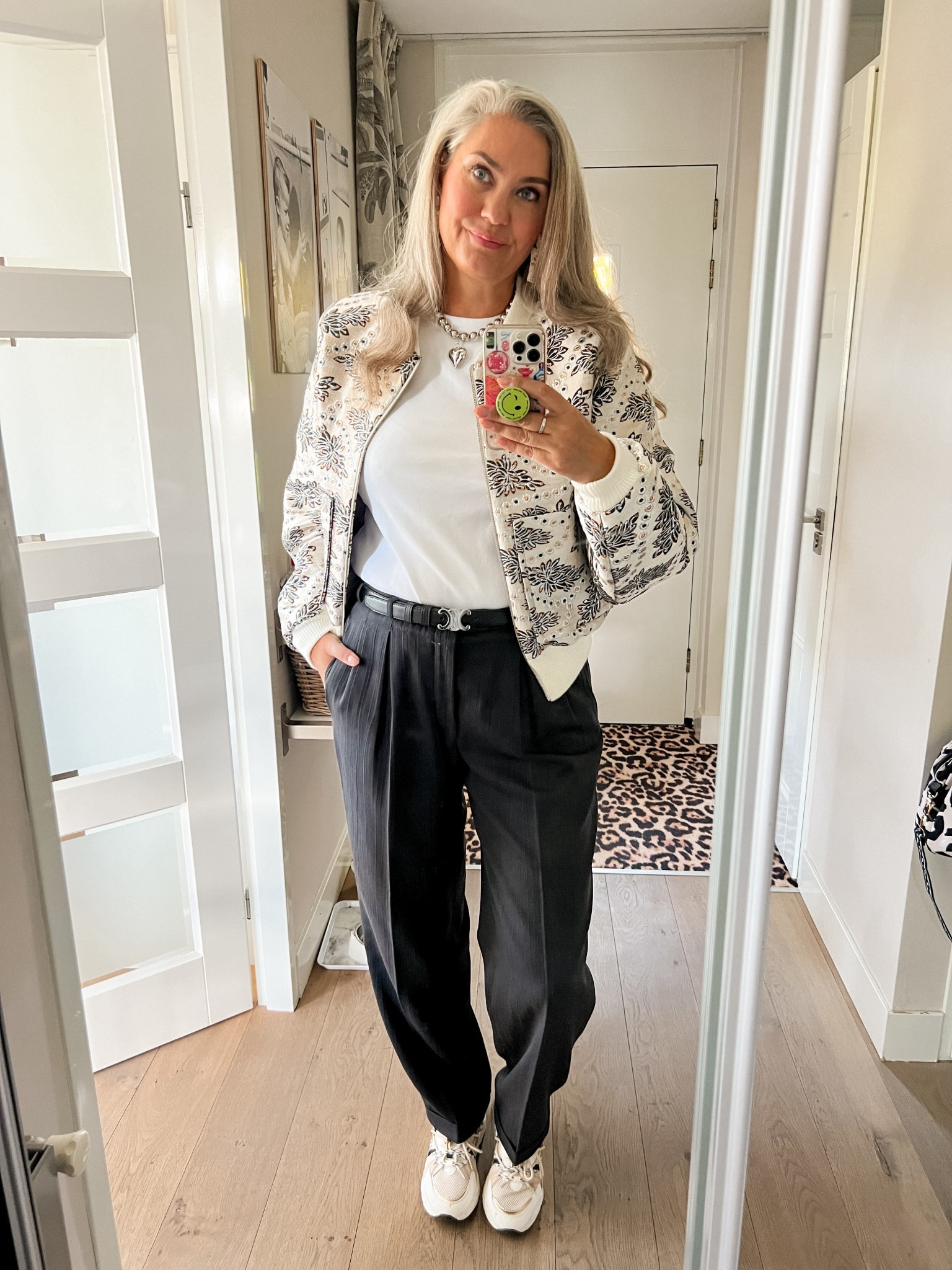Ootd - Friday. The best basic white t-shirt (L), chunky necklace, Stygr bomber jacket (L), thrifted men’s trousers and chunky sneakers (Scapino). 



#LTKnederlands #LTKeurope #LTKspring