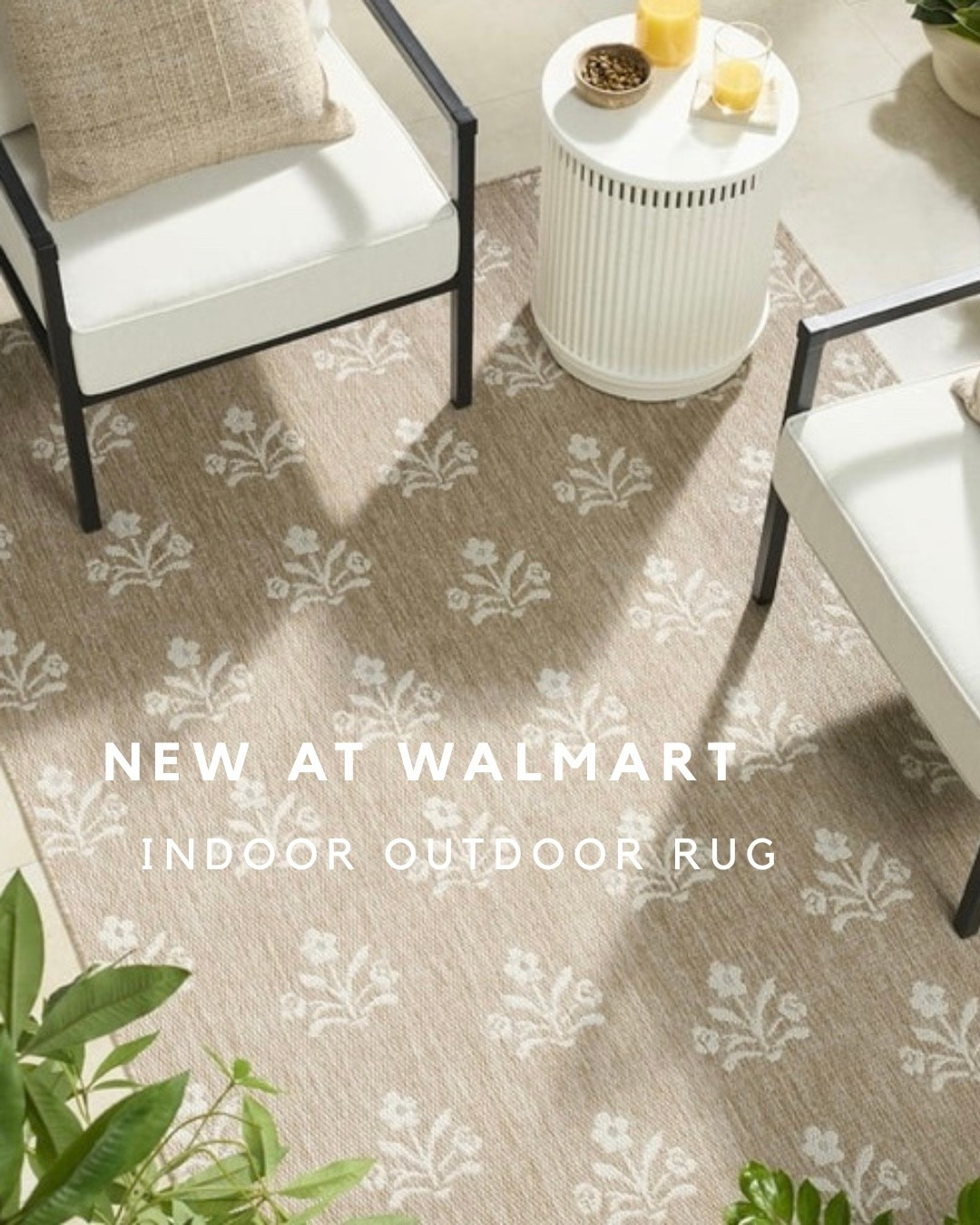 Indoor/Outdoor Natural Rug

#rugs #indooroutdoorrug 


#LTKFindsUnder100 #LTKSaleAlert