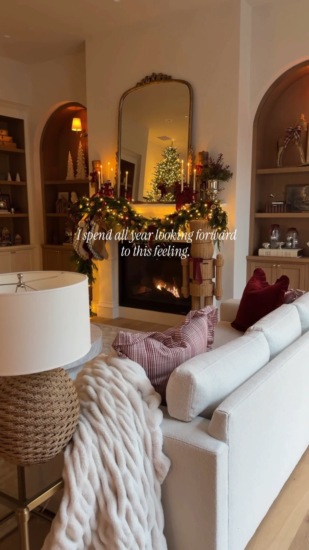I spend all year chasing that Nancy Meyers kind of Christmas... twinkle lights, cozy corners, Christmas movies, and a home that feels a little softer. It's my favorite feeling in the world.
The count down is on 🎄 🎅🏼

#LTKHome #LTKSeasonal #LTKSaleAlert