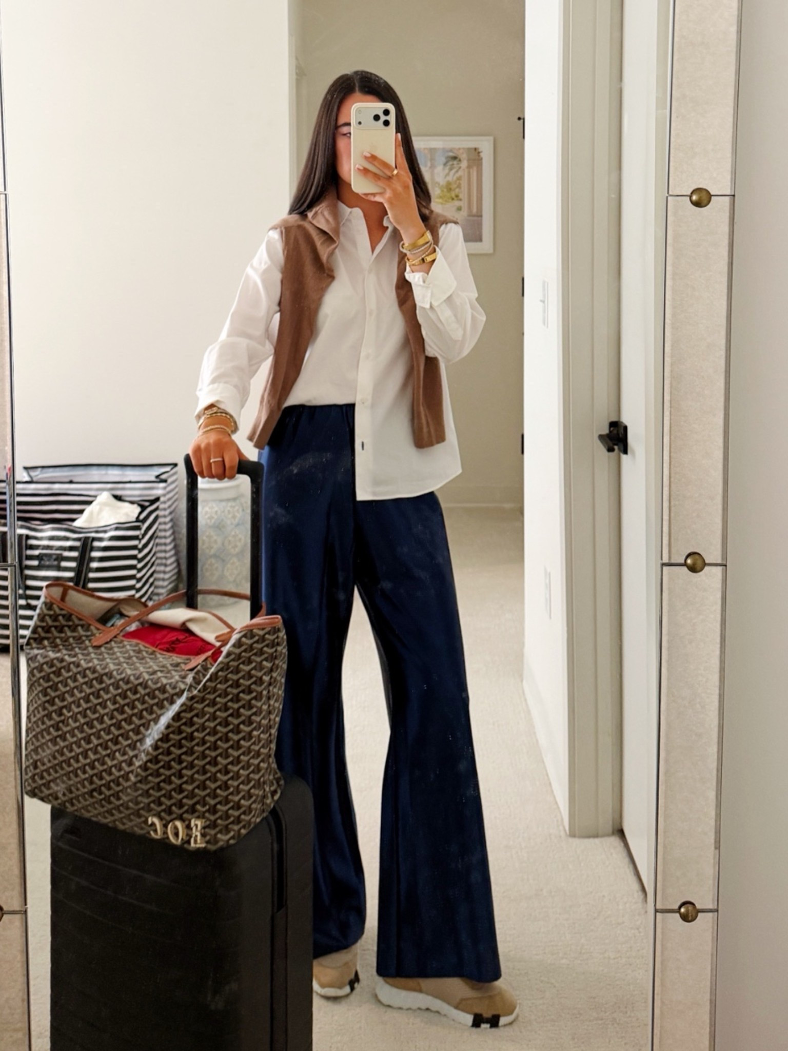 My travel look to Dallas! My silk pants are Amazon!