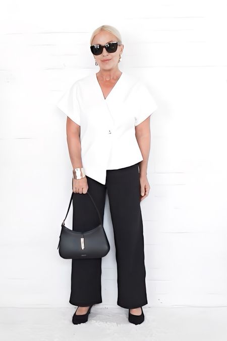 Structured Blouse to cover the midlife midsection - Ask me about this outfit in the comments! —>	

#LTKSaleAlert #LTKStyleTip #LTKSeasonal