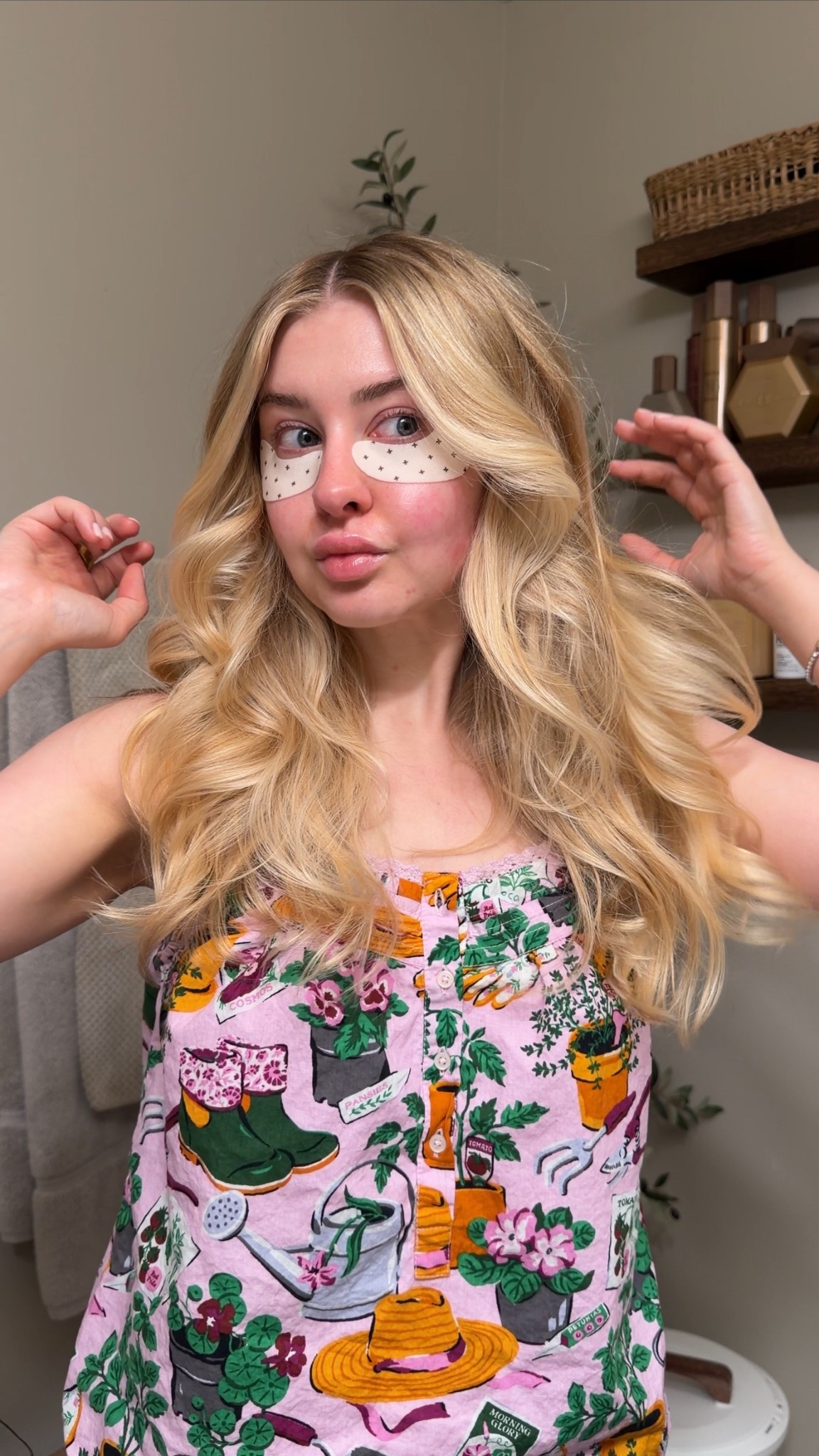 New gardening pjs! 👩🏼‍🌾🪴🪏✨

#LTKdayinmylife #LTKHome #LTKgrwm