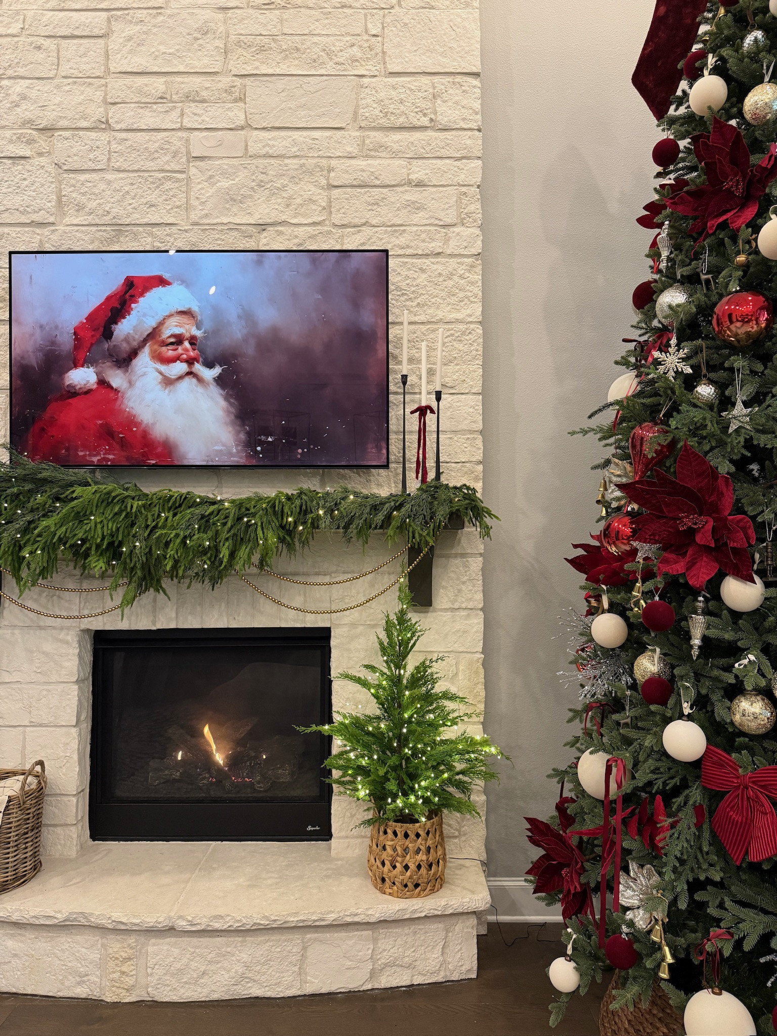 I am so ready for Christmas!  😍🫶🏼

#christmasdecor #livingroomdecor #samsungframetv #homeholidaydecor #classicchristmas #ralphlaurenchristmas

#LTKHome #LTKHoliday #LTKSeasonal