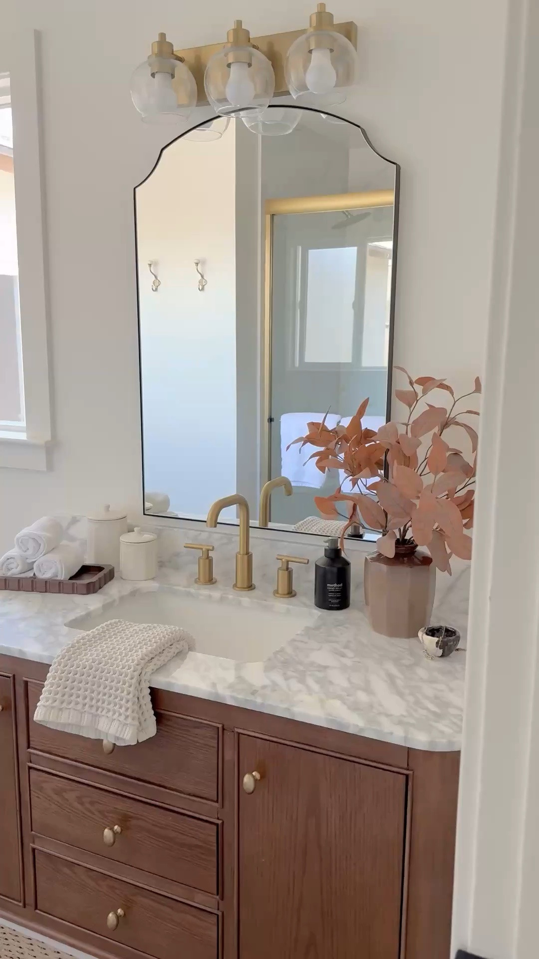 Serene, quaint, classic—a bathroom should feel like a quiet place for you to retreat! 

Bathroom Decor | Home Decor | Bathroom Refresh | Interior Design | Home Decor | Home Styling | Transitional Style | Bathroom Design 
•
•
•
•
#homedesign #bathroomdesign #homerenovation #homeinspiration #bathroomstyling

#LTKSaleAlert #LTKHome #LTKSeasonal