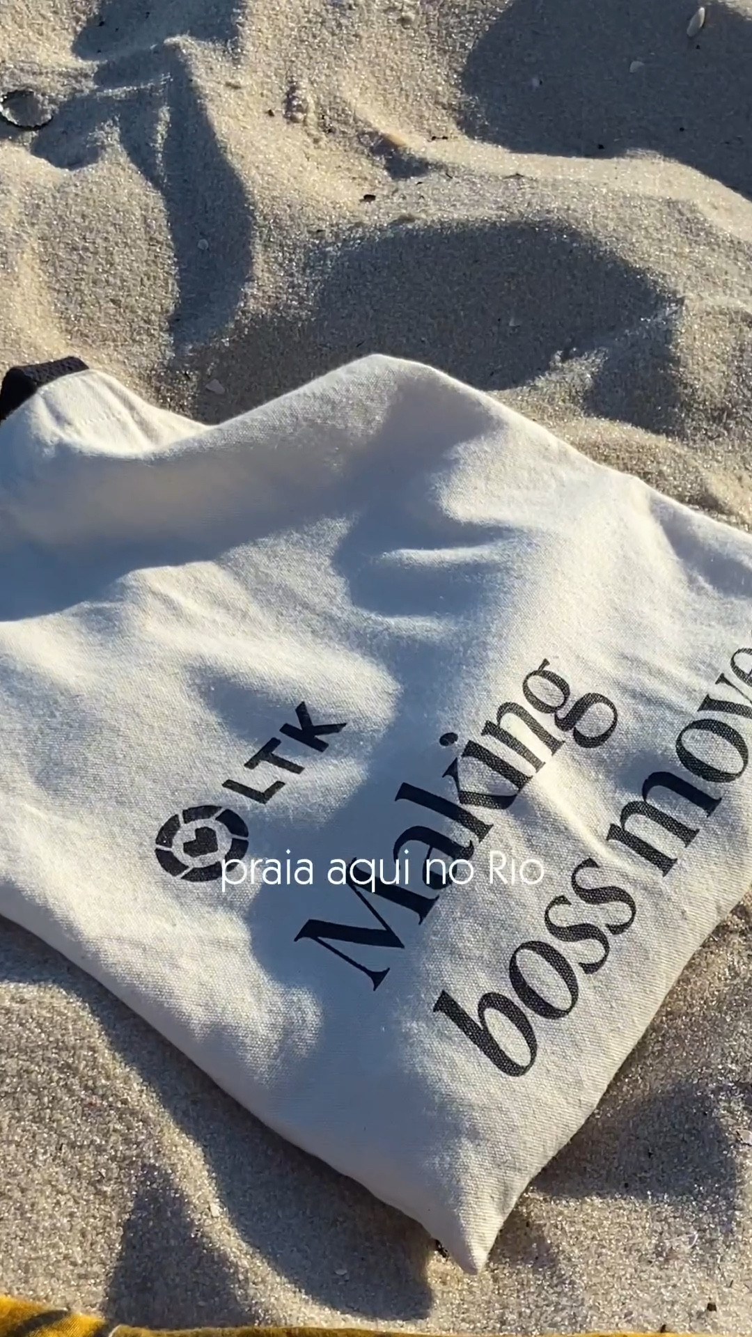 Tudo que eu levo na minha ecobag pra curtir uma praia 🌊

#verao #autocuidado #skincare #summer