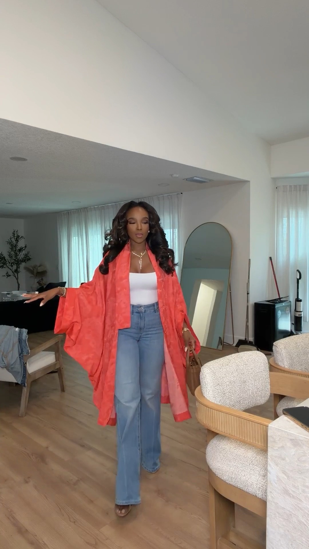 COLOR IS THE OUTFIT ❤️

The easiest way to make denim feel instantly more elevated? Add one statement layer. This bold kimono takes a simple tank + jeans from basic to effortlessly chic.

kimono outfit, jeans outfit ideas, elevated casual style, statement layering, chic everyday outfit

Wearing: Size Small/4 | 5’4” | 140 lbs | 34D-27-40

📲 Download the FREE LTK app & follow me (@kirasfashionfinds) to shop all my daily finds.

#LTKPetite #LTKStyle