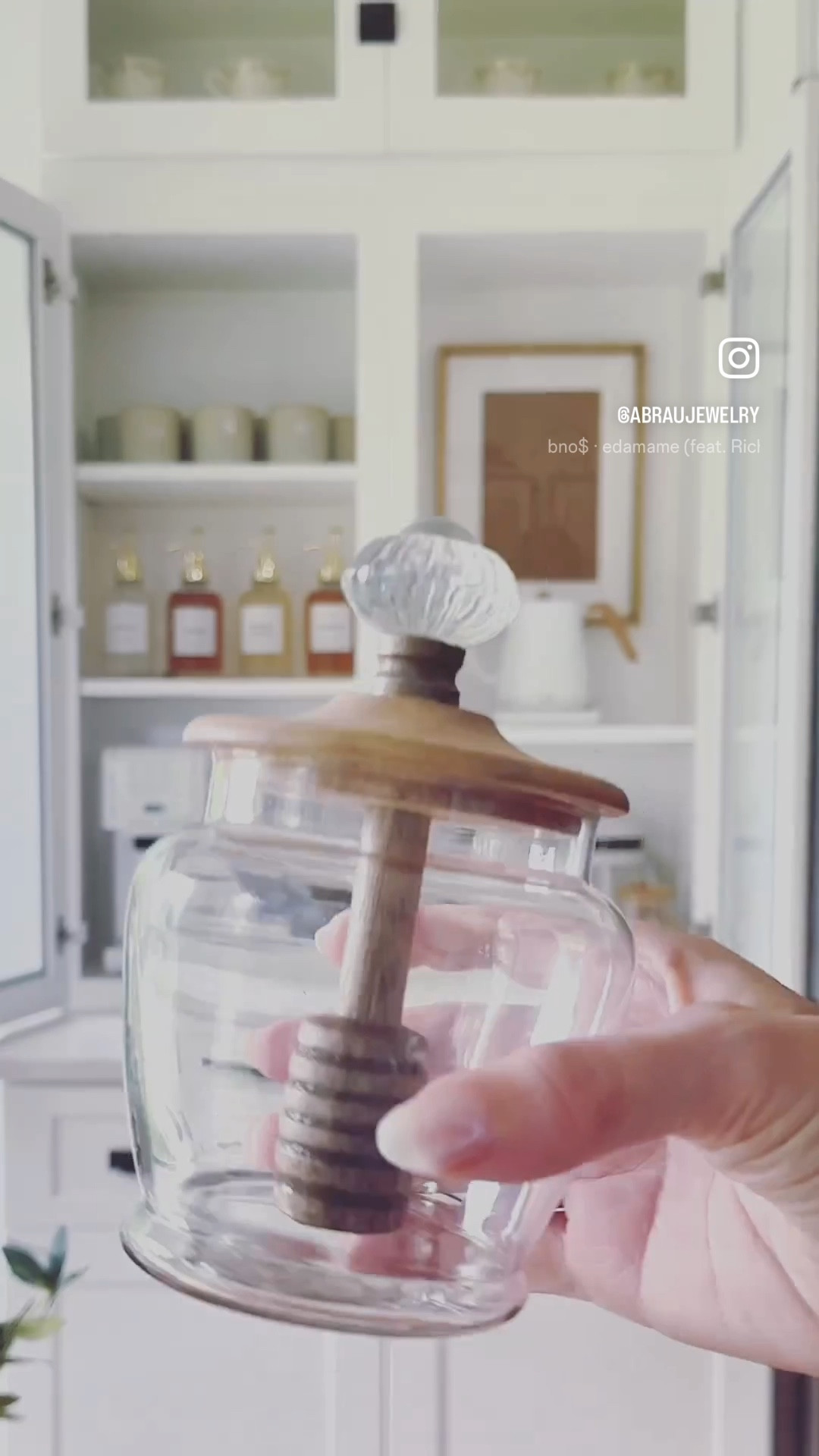 Coffee Bar / Kitchen Nook Styling. Loving all of the accessories that I bought for my kitchen nook. I went with a theme of gold / brown / neutral decor tones to style everything. 

🏷️ modern farmhouse kitchen , kitchen decor , kitchen nook , coffee bar accessories , coffee nook , kitchen accessories, coffee organization , organized kitchen , coffee , honey , tea , gifts for coffee lover , gifts for tea lovers , neutral decor , modern rustic home 



#LTKhome #LTKFind #LTKstyletip