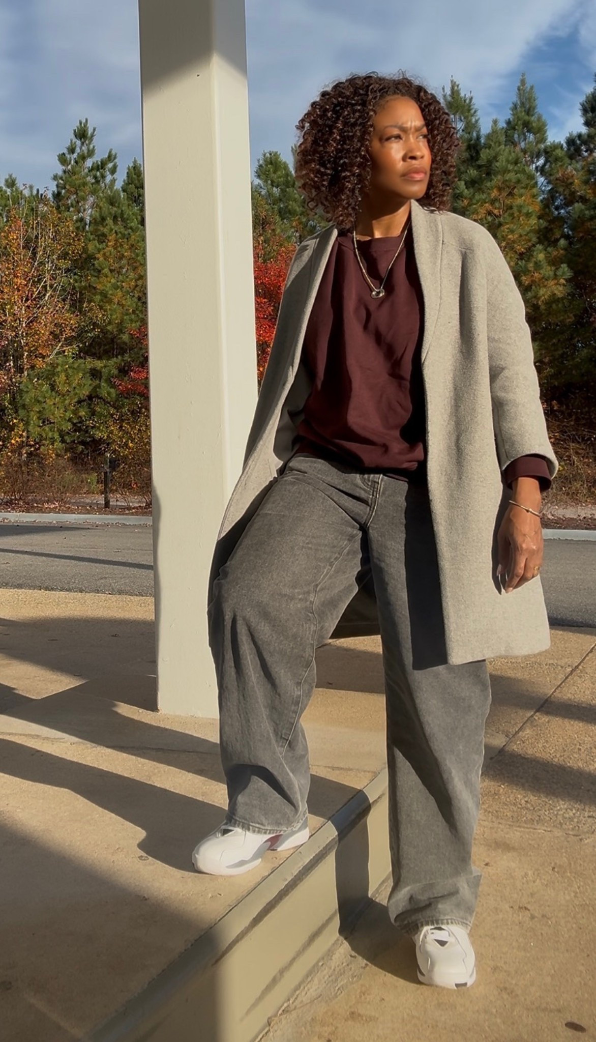 Fall in love with grey and burgundy 🍁 Effortless layers, rich tones, and the perfect seasonal mix. 

#falloutfitinsp

#LTKSeasonal #LTKWorkwear #LTKootd