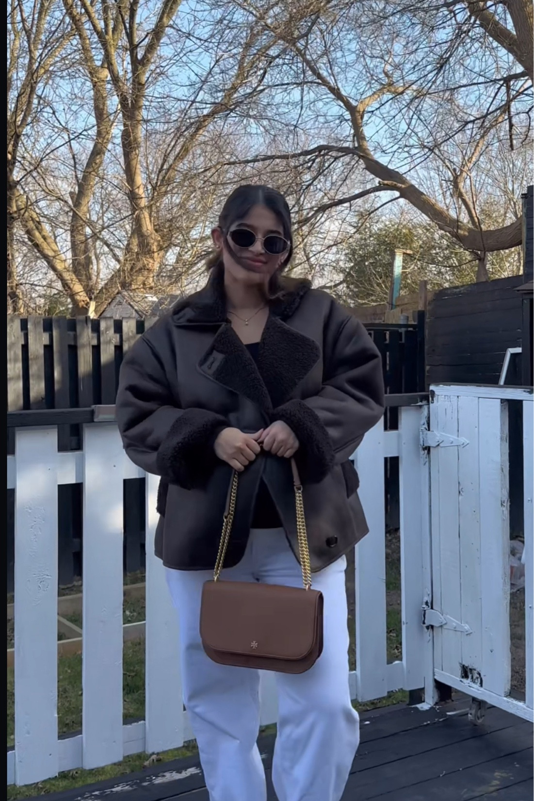 Zara leather jacket: 3548/246/800



#LTKcanada #LTKwinter #LTKstyletip