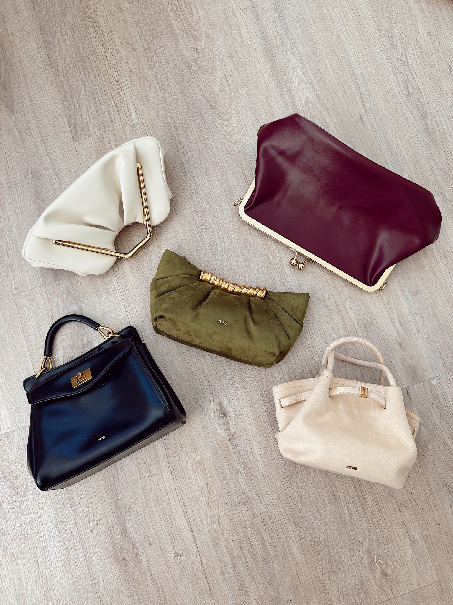 Amazon fall bags. These are so high end but don’t break the bank!!! The quality is unmatched! 

Amazon fall finds, Amazon finds, Amazon fashion, fall bags, purse, fall style, fall trends, found it on Amazon, fall fashion, suede bag, leather bag, handbaggs

#LTKSeasonal #LTKFindsUnder50 #LTKFindsUnder100