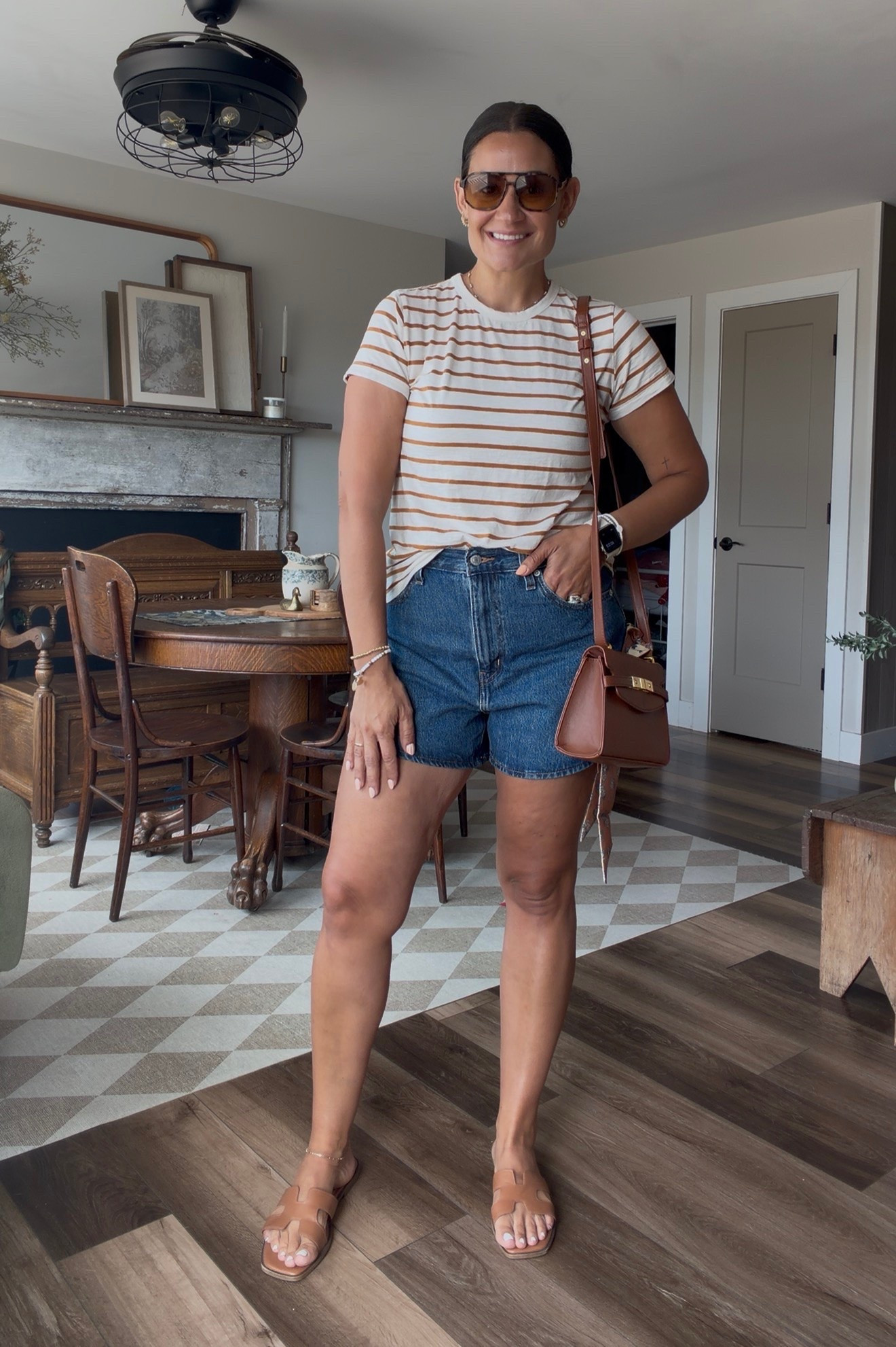 Catch me in a front tuck and these Levi’s all summer

#LTKgrwm #LTKootd #LTKmomlife