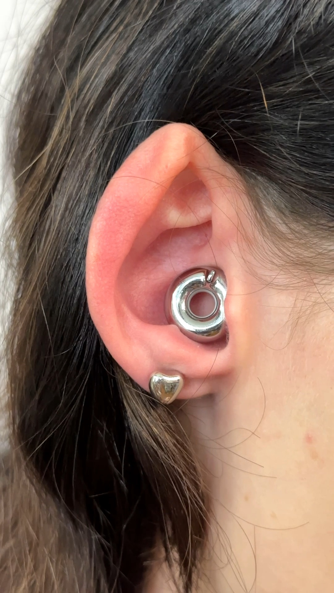 Loop earplugs are the perfect gift for anyone who's family gives them a headache 💀 they're also great for
concerts, loud events, etc - they blend in and look like jewelry! ✨


#LTKGiftGuide #LTKStyleTip #LTKHoliday