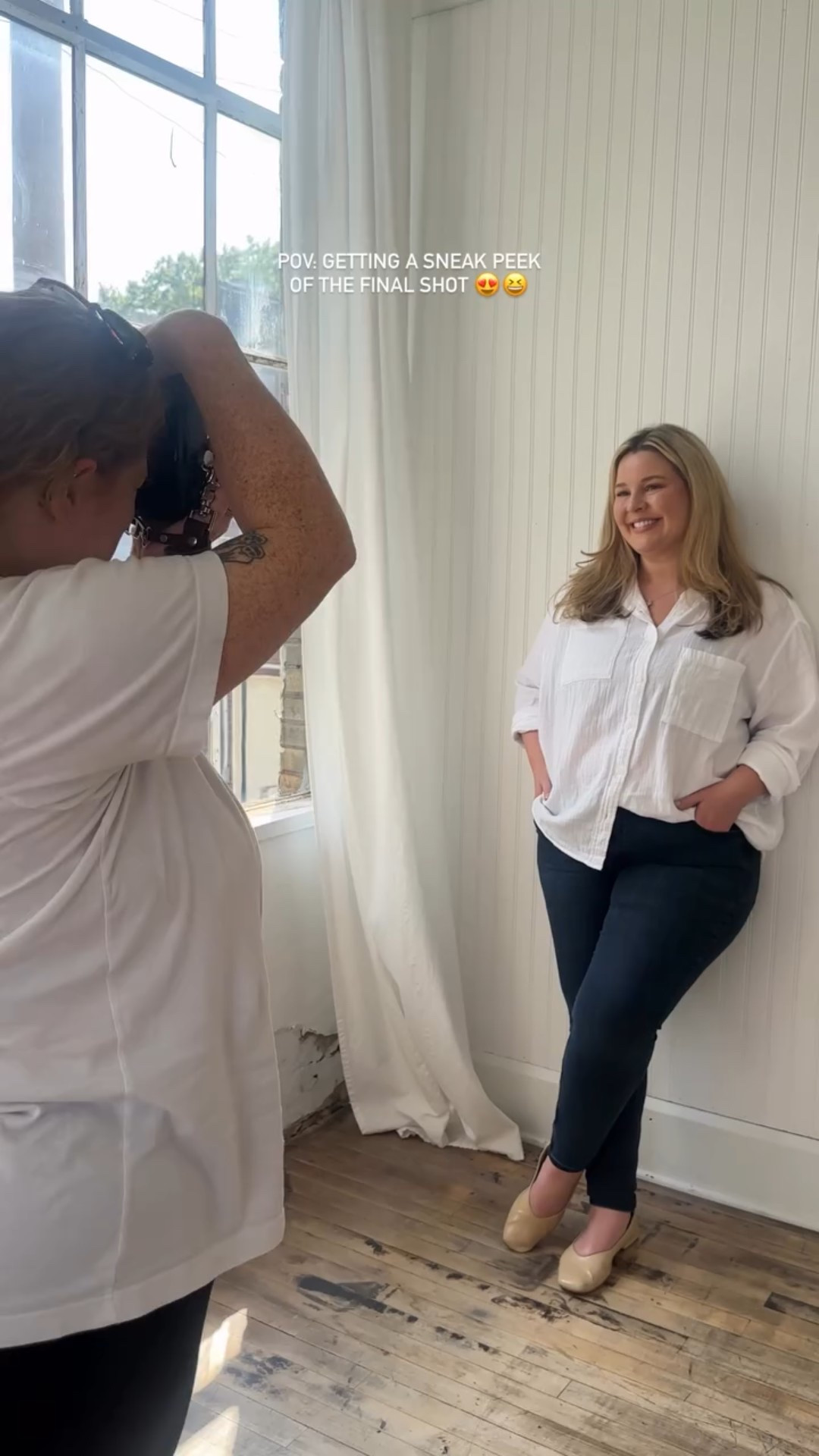 Had my first branding shoot ever yesterday- it was a BLAST 👏🏻 

thank you again to @kimberlymae_photography and @modestmakeupartist for all your help- and huge shout out to my DAD for doing my hair 🥰 @charlescrawford57 

📸 kimberlymae_photography 
Content @modestmakeupartist 
studio @bellevousstudios 
hair @charlescrawford57 

#branding 
#brandingshots 
#brandingshoot 
#ohiomakeupartist 
#bridalmakeup 
#ohiomua 
#ohiobridalmakeupartist 
#ohioweddingvendors 
#cbusweddings 
#rebrand 
#bridalbusiness 
#makeupartist 
#sunburyohio 
#columbus 
#columbusohio