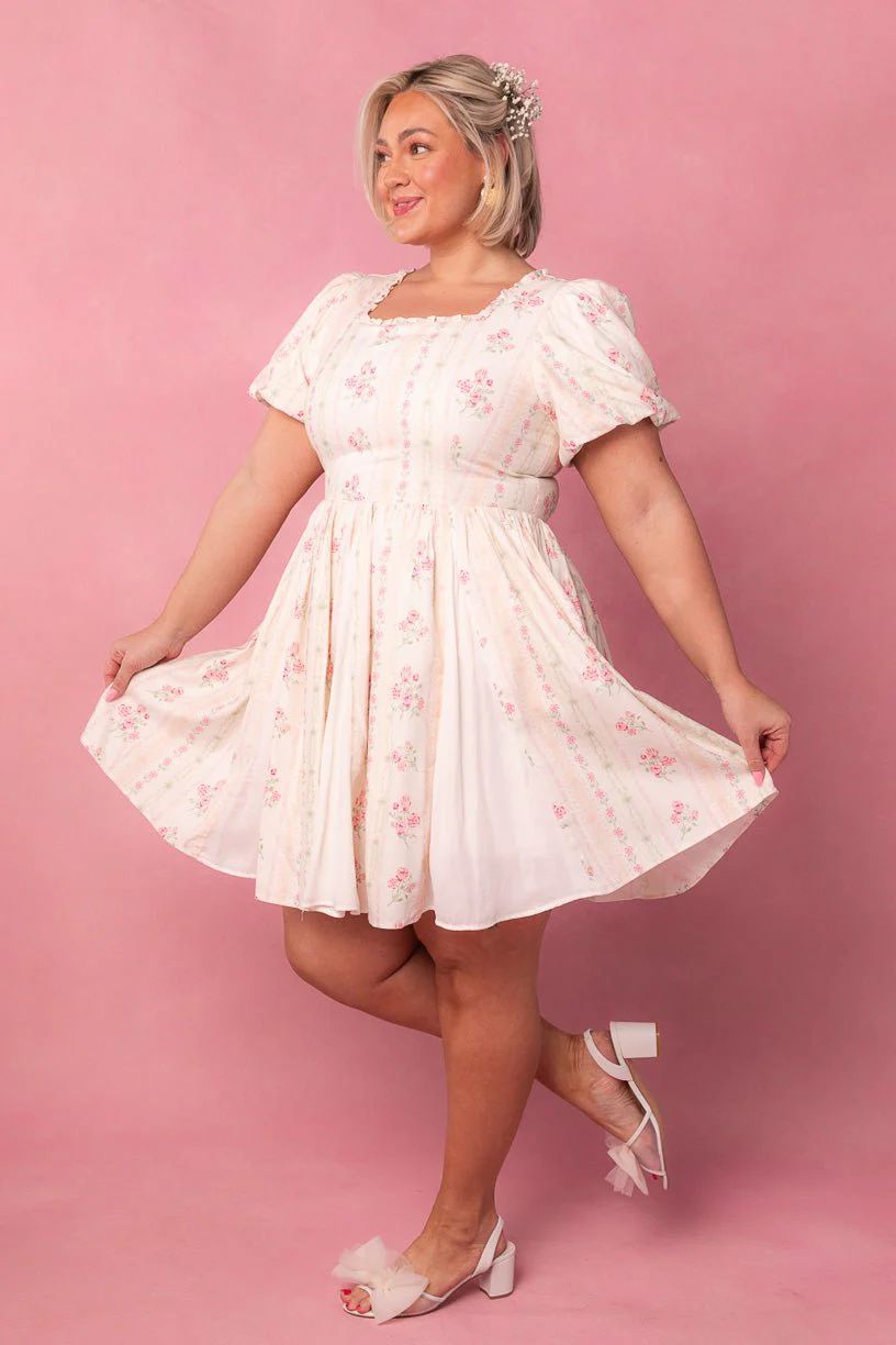 Flowers For All Dress in Vintage Floral - FINAL SALE | Ivy City Co