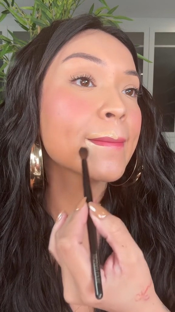 How to clean up your lip line 

#LTKGiftGuide #LTKSeasonal #LTKbeauty