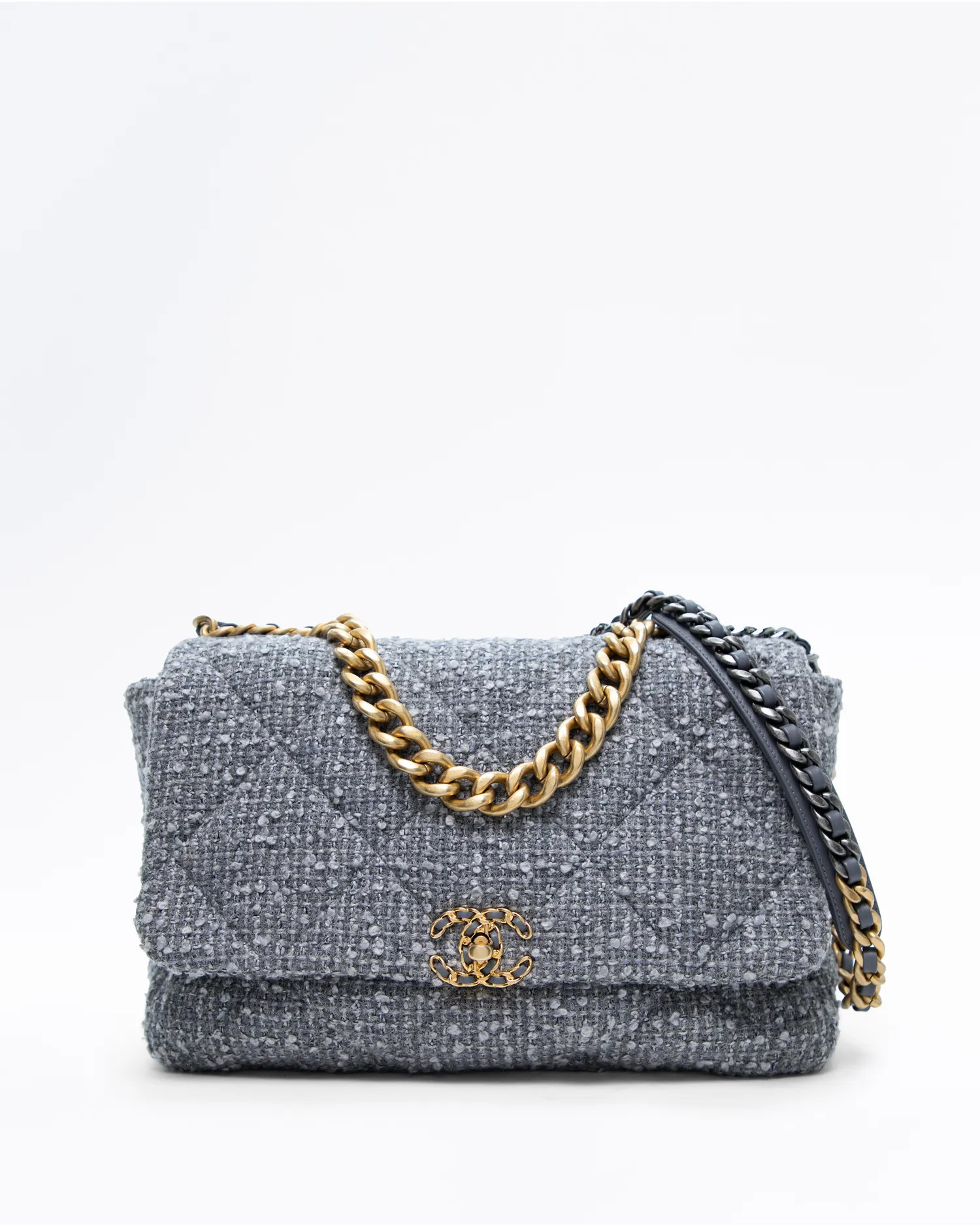 Tweed Chanel 19 Maxi Flap Bag | Vivrelle