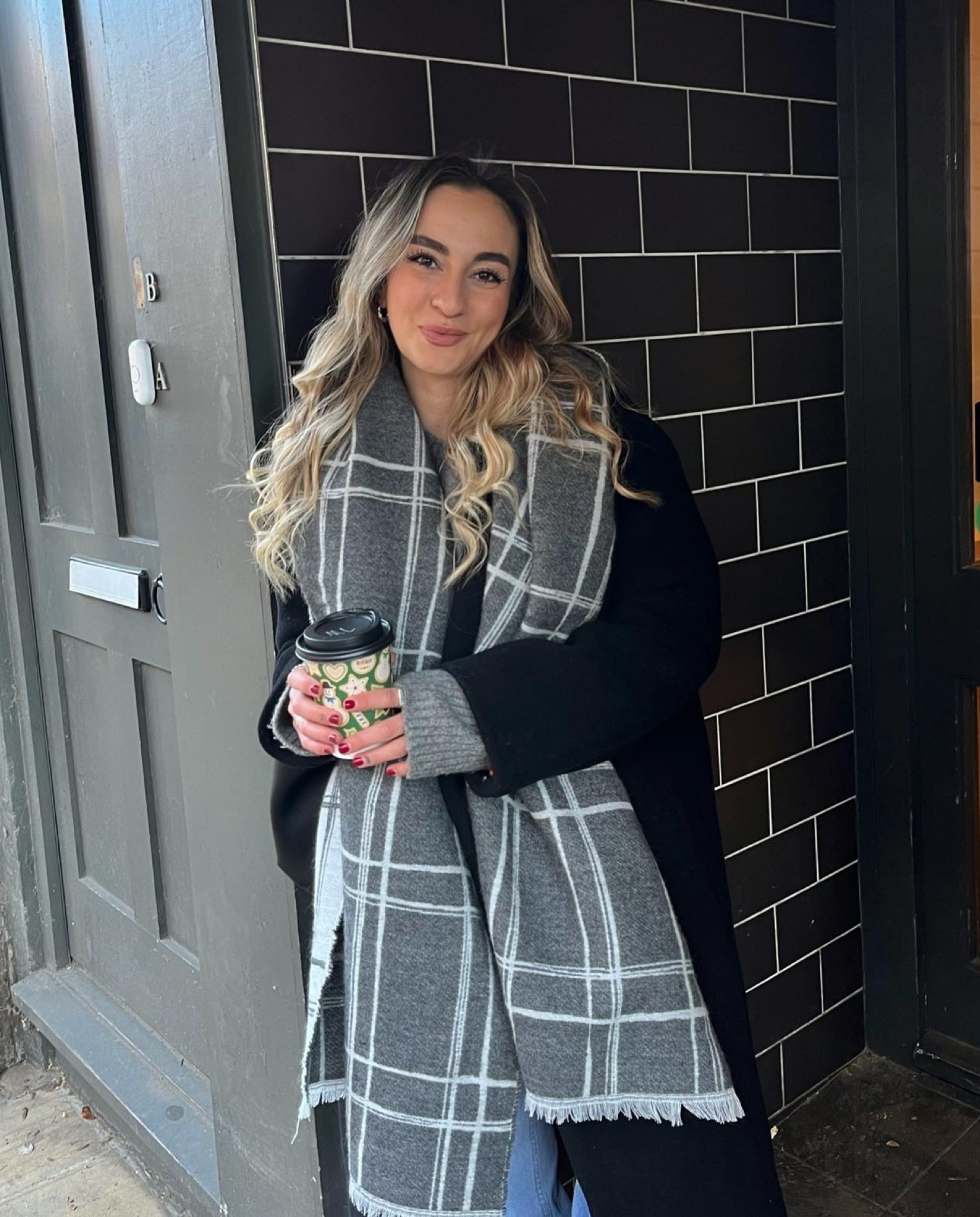 Bundled up for Sunday coffee. Healthy hair courtesy of my new Olaplex routine 💧

#LTKsalealert #LTKSeasonal #LTKCyberSaleUK