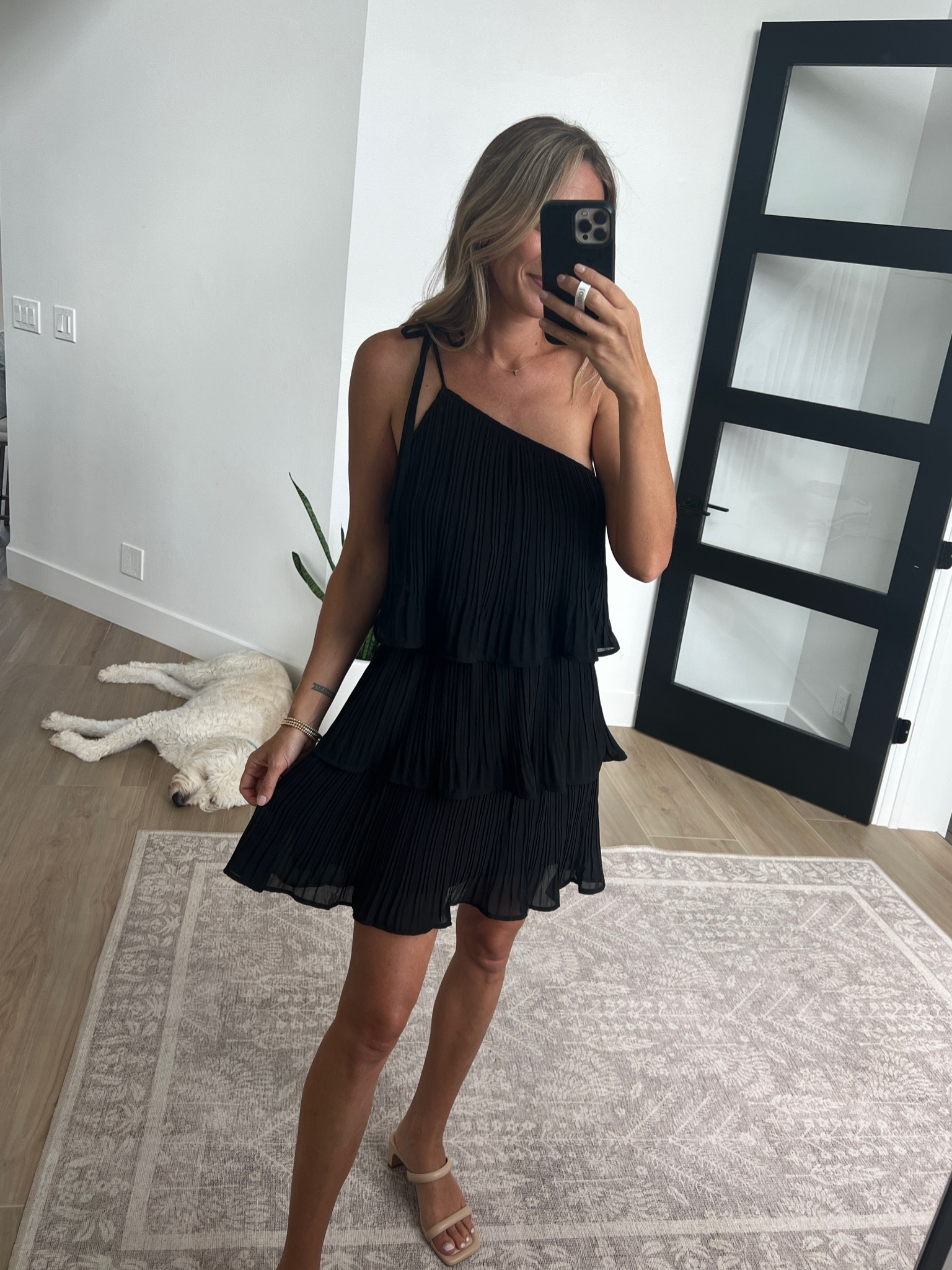 Amazon black dress size small 

#LTKSale #LTKFind #LTKSeasonal