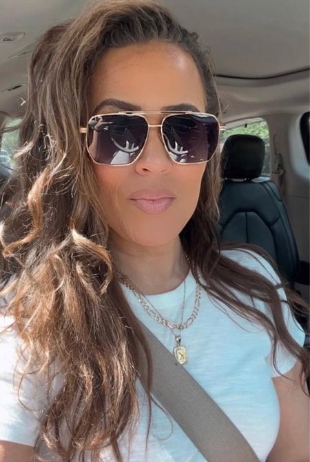 I love this classic basic tee and it’s currently 20% off with code LTK20 at checkout. Perfect year round tee. I’m 5’10” and wear size small. Love my Bottega dupe sunnies too. #LaidbackLuxeLife

Top: S

Follow me for more fashion finds, beauty faves, lifestyle, home decor, sales and more! So glad you’re here!! XO, Karma

#LTKxMadewell #LTKSaleAlert #LTKStyleTip