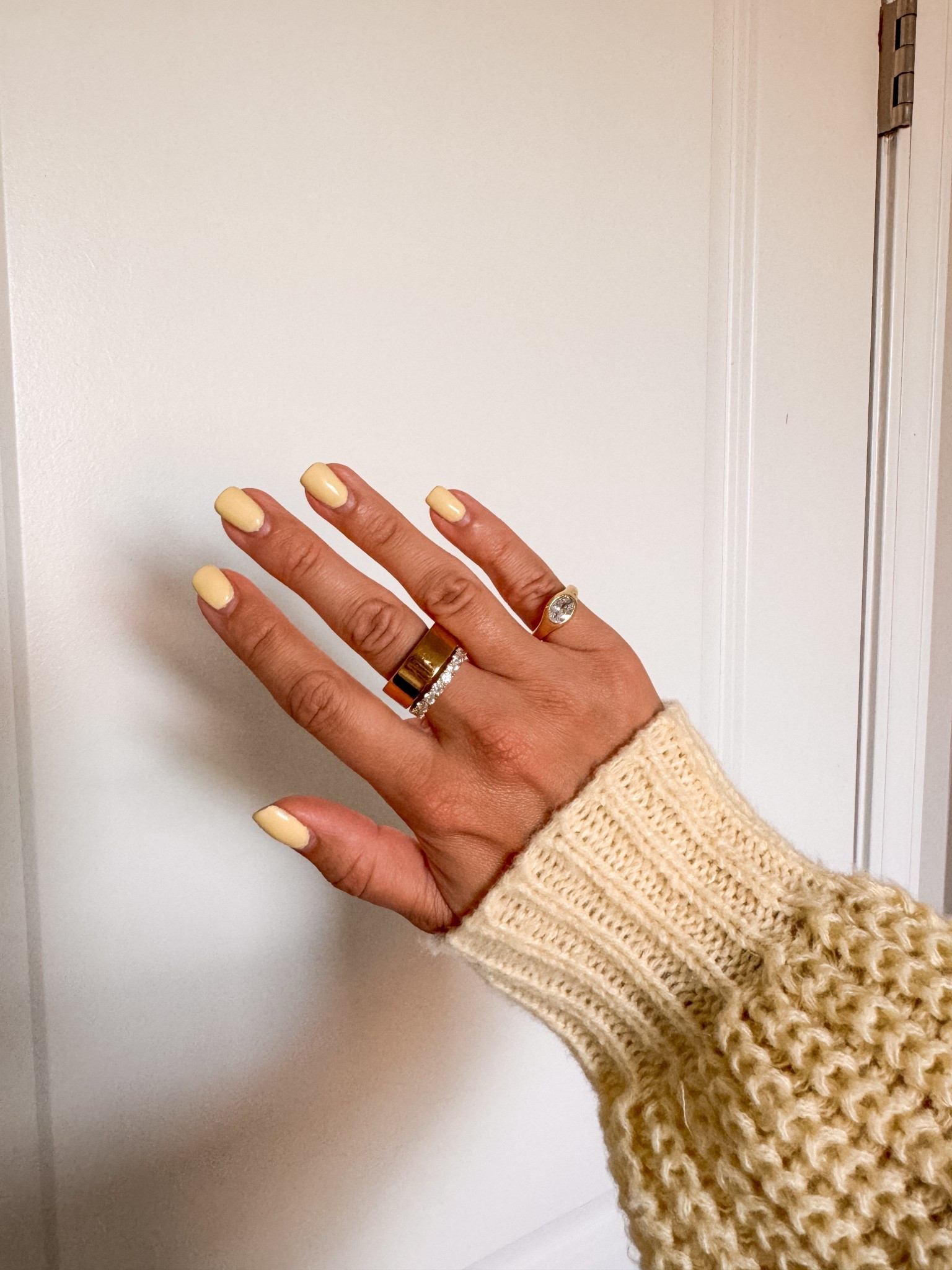 Ring tour: 
Melinda Maria code KELLEYG for 10% off
Ultrahuman Ring code KAG10 for 10% off

#LTKFindsUnder100