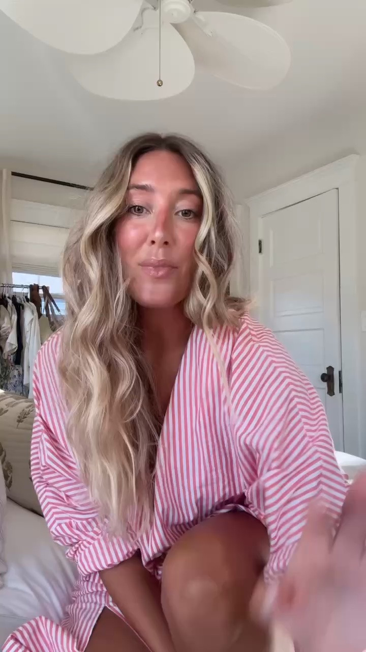 My go-to makeup products for a glowy, bronzed summer look! ☀️

#LTKBeauty #LTKSeasonal