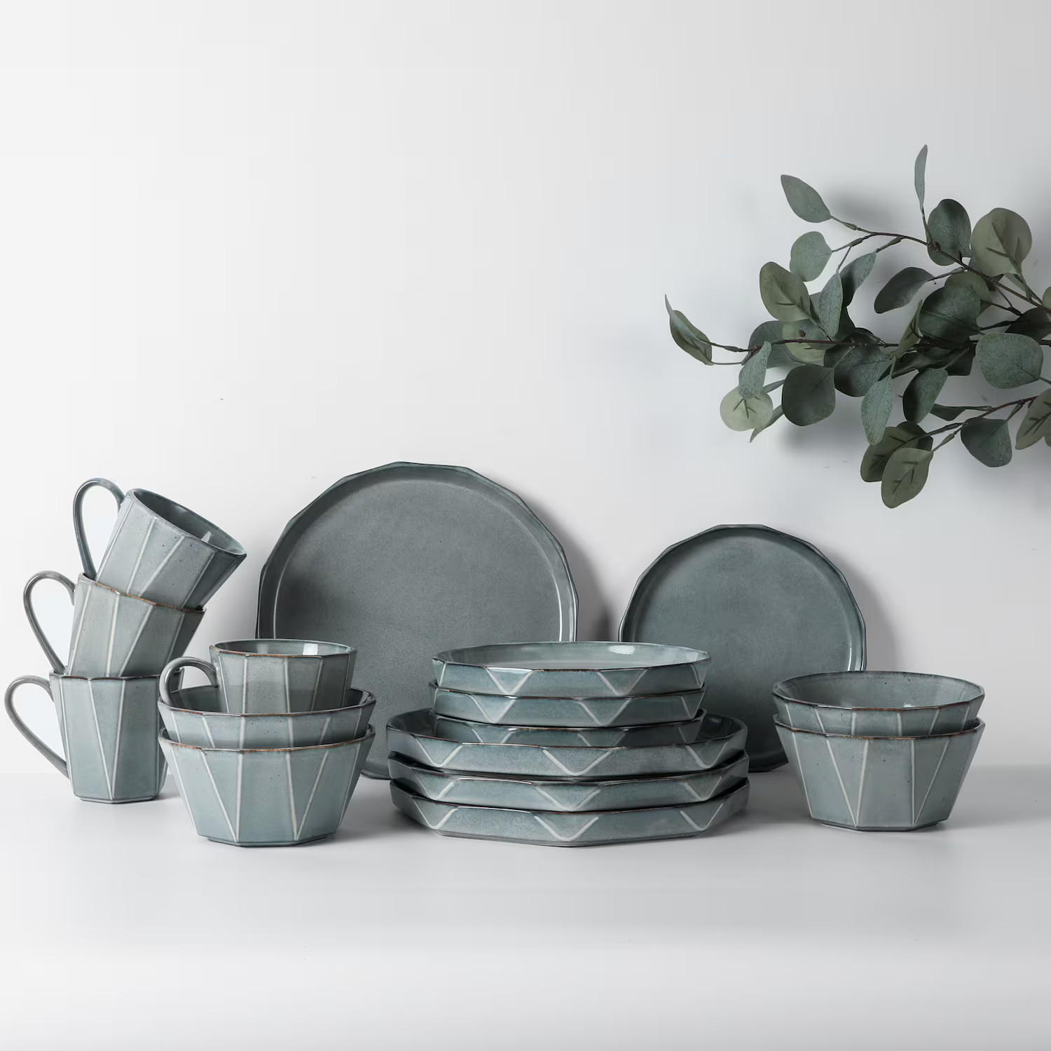 Table 12 - 16-Piece Dinnerware Set, Stonewashed Dinnerware Set for 4 - Gray | Best Buy U.S.