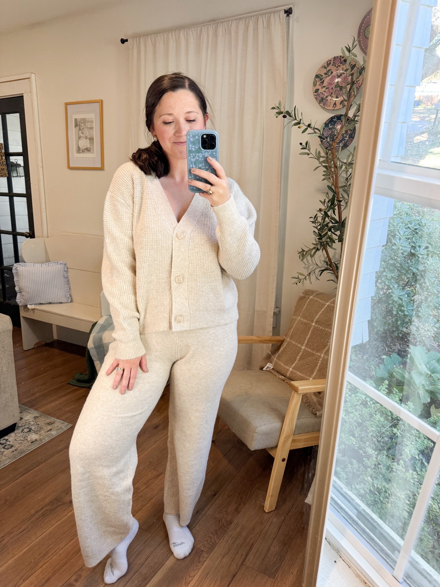 Sweater matching set. Cozy at home outfits 