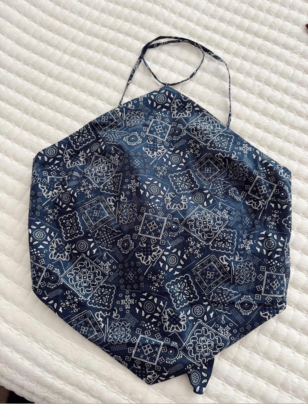 🤍 This bandana crop top will be coming with me on every vacation. It would make the most chic cover up or date night look! 

@ASTR the Label #ad